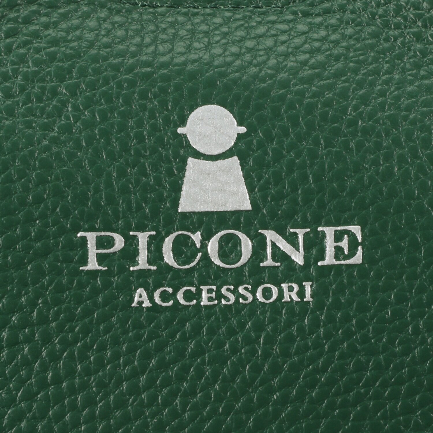 ピッコーネ アッチェッソーリ バンダナハンカチ付 牛革３層ショルダーバッグ