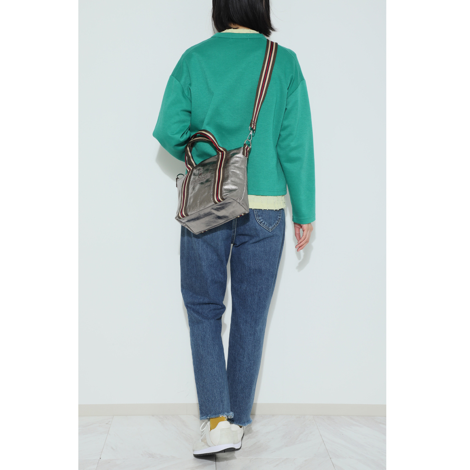 ピッコーネ アッチェッソーリ シャイニー素材 ２ウェイ ミニボストンバッグ