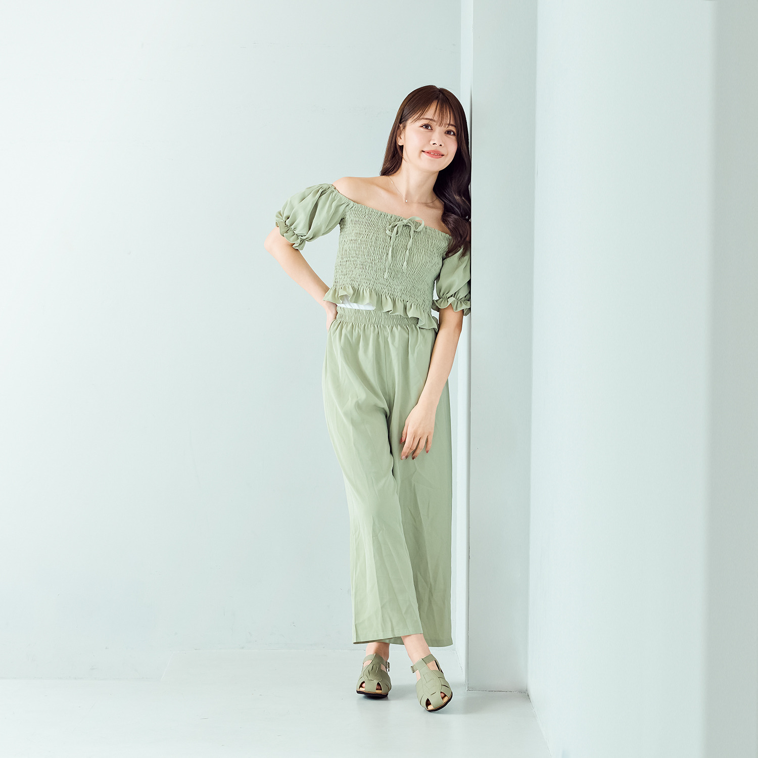 フィグリーノ 日本製　はっ水牛革 柔らか仕立て　超軽量 リラックスグルカサンダル