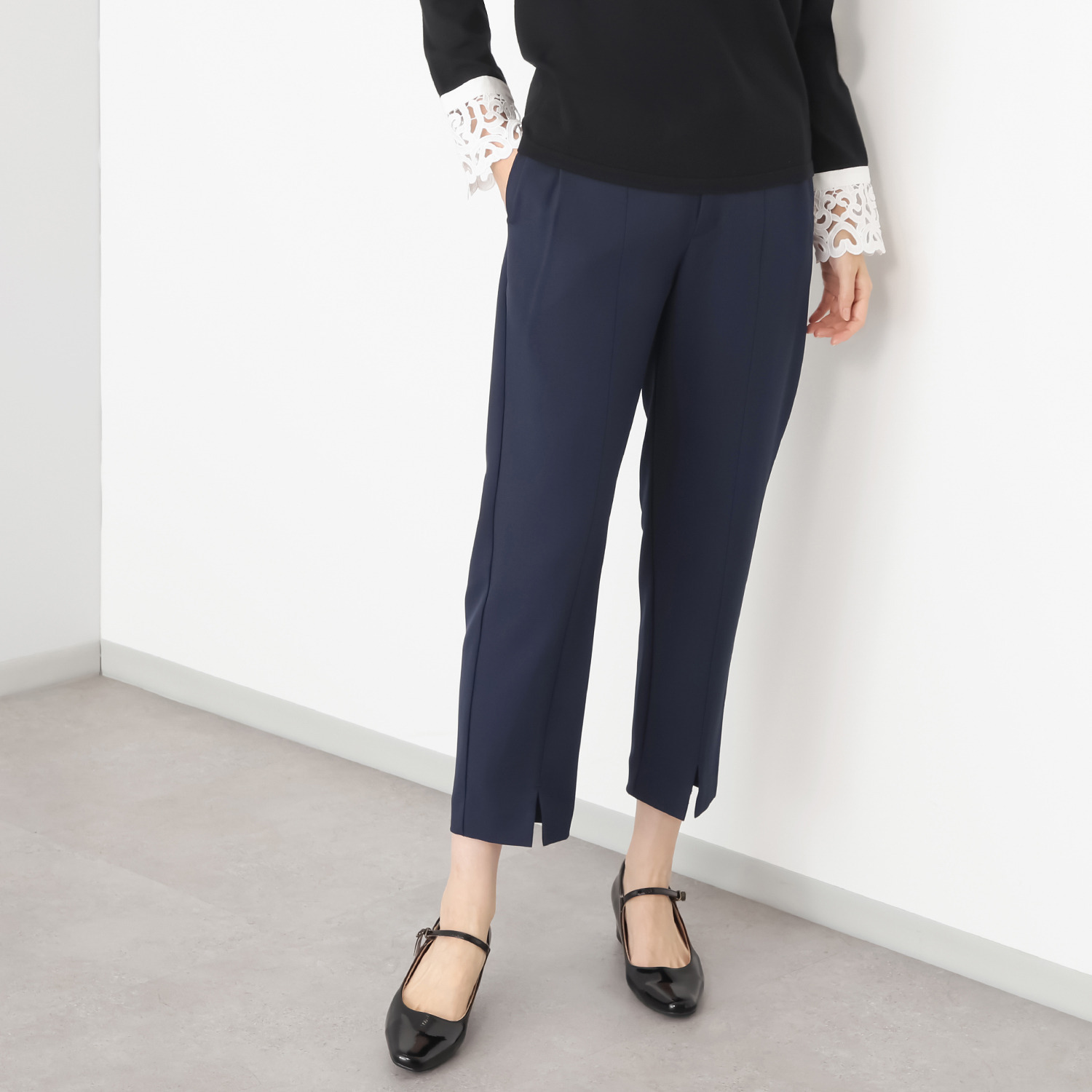 アペーナ 大人の女性のための すっきり見え センタースリット イージーエレガンスパンツ