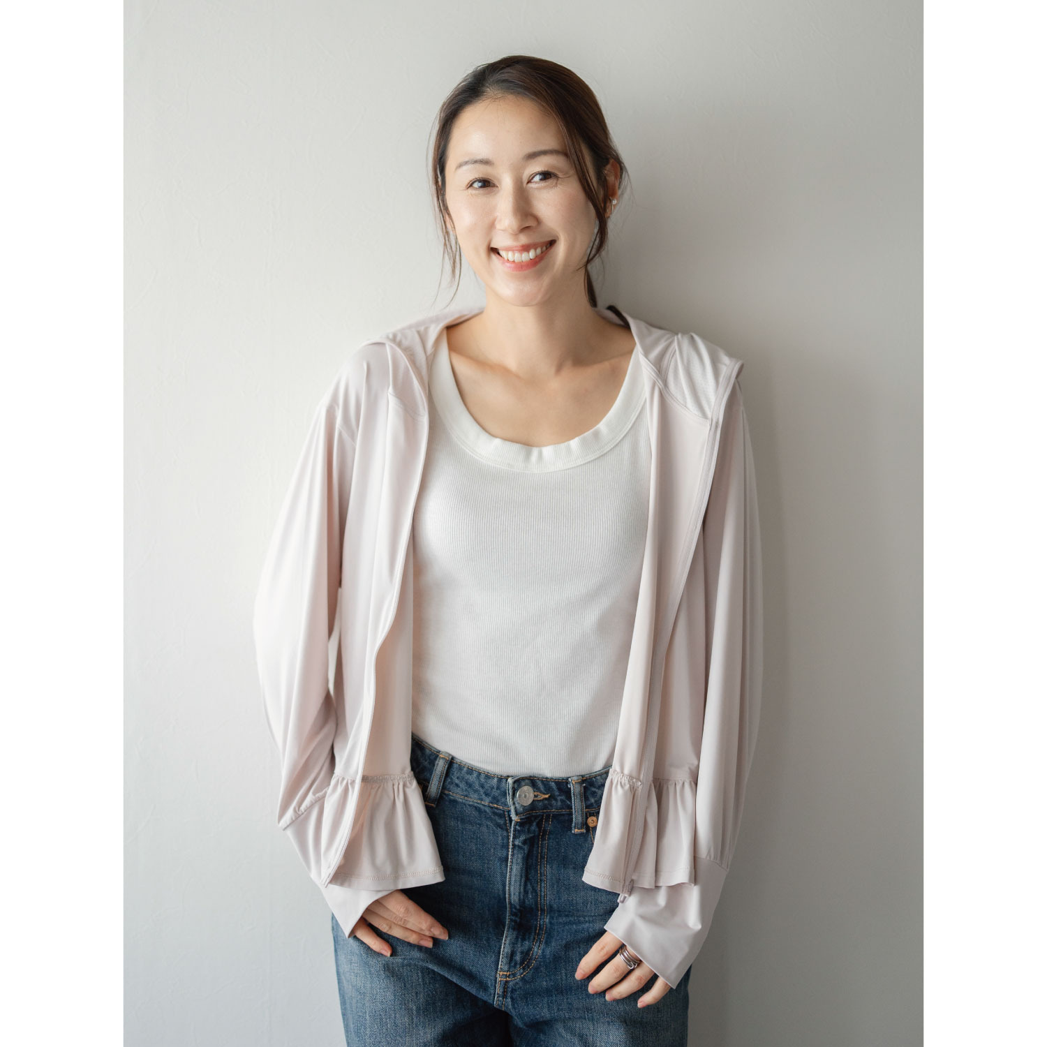 ヘ・エラ パーカーの色はお任せ！ 洗練バイザーキャップ＆ ひんやり冷感 ＵＶケアパーカー