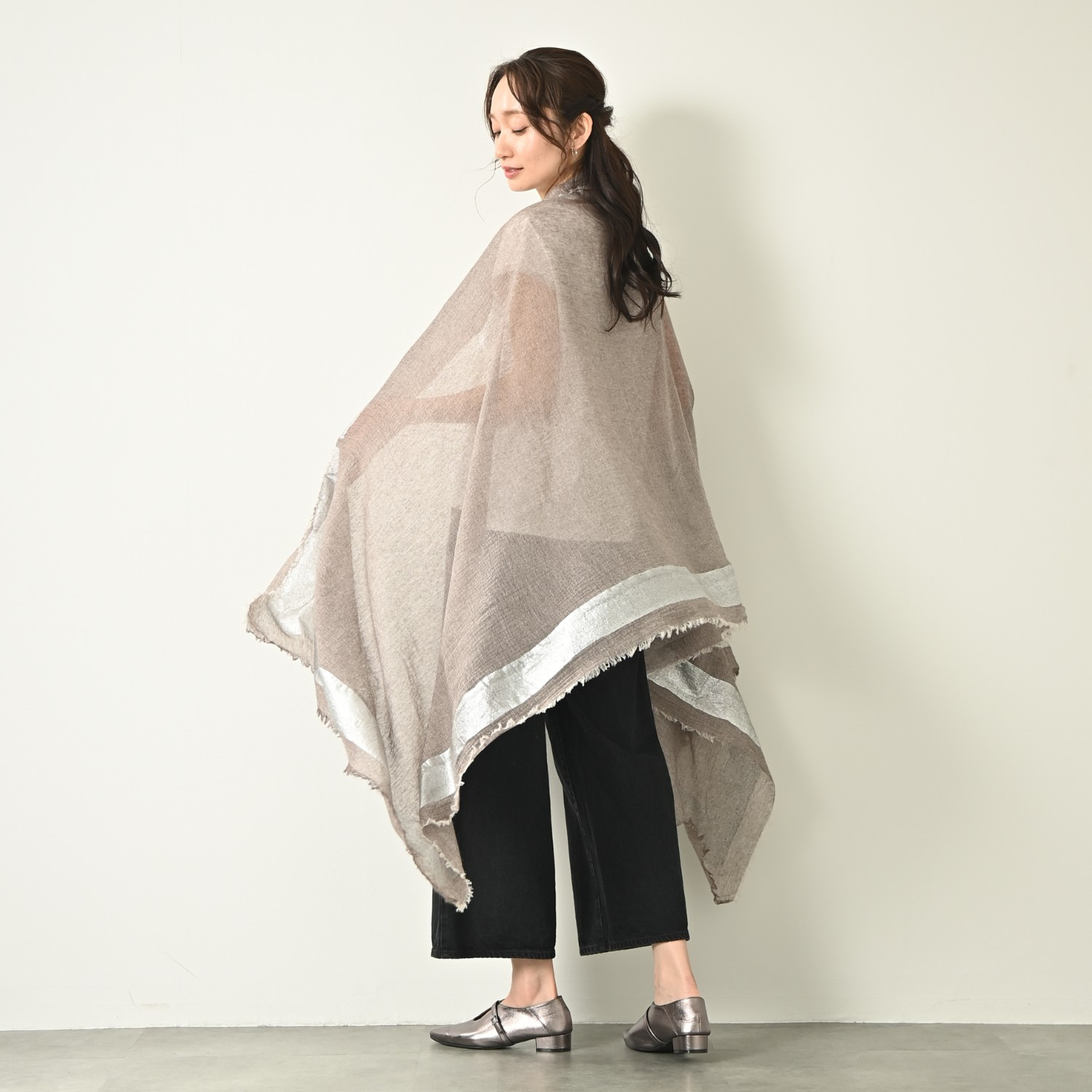 ティエドゥール 内モンゴル産 梳毛カシミヤ× コットンラミー 箔プリントストール