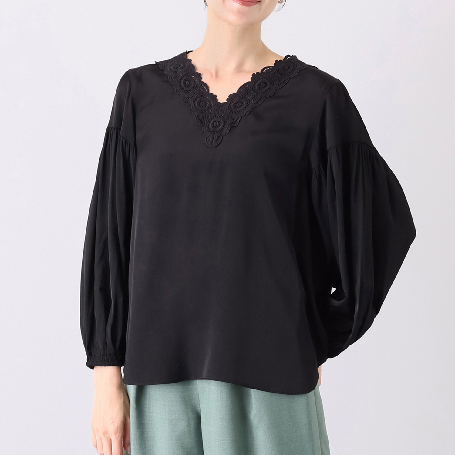 ボン・サンス レースアクセント リラクシーブラウス