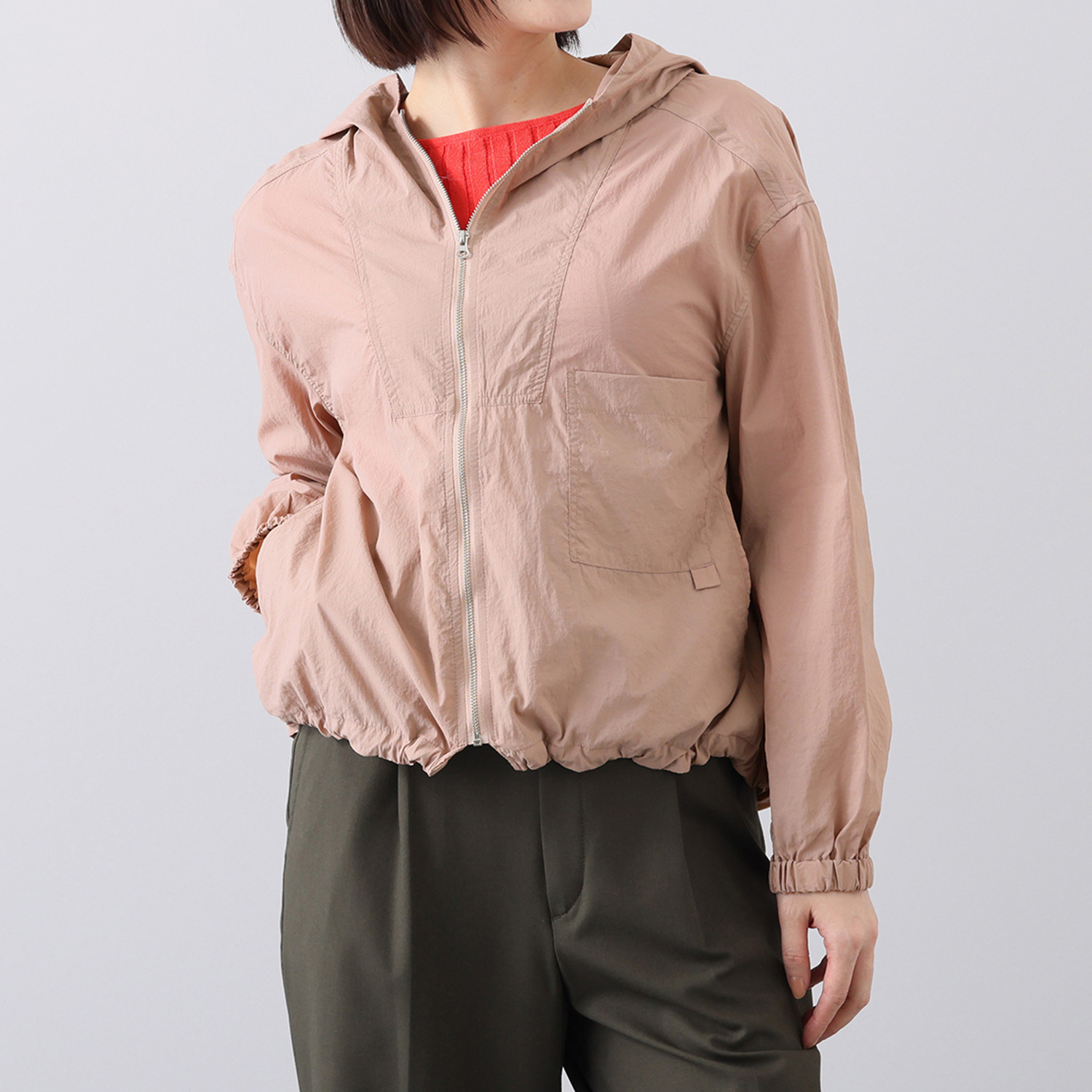 元町ゼラール セミシアーナイロン ラウンドデザイン フーディーブルゾン