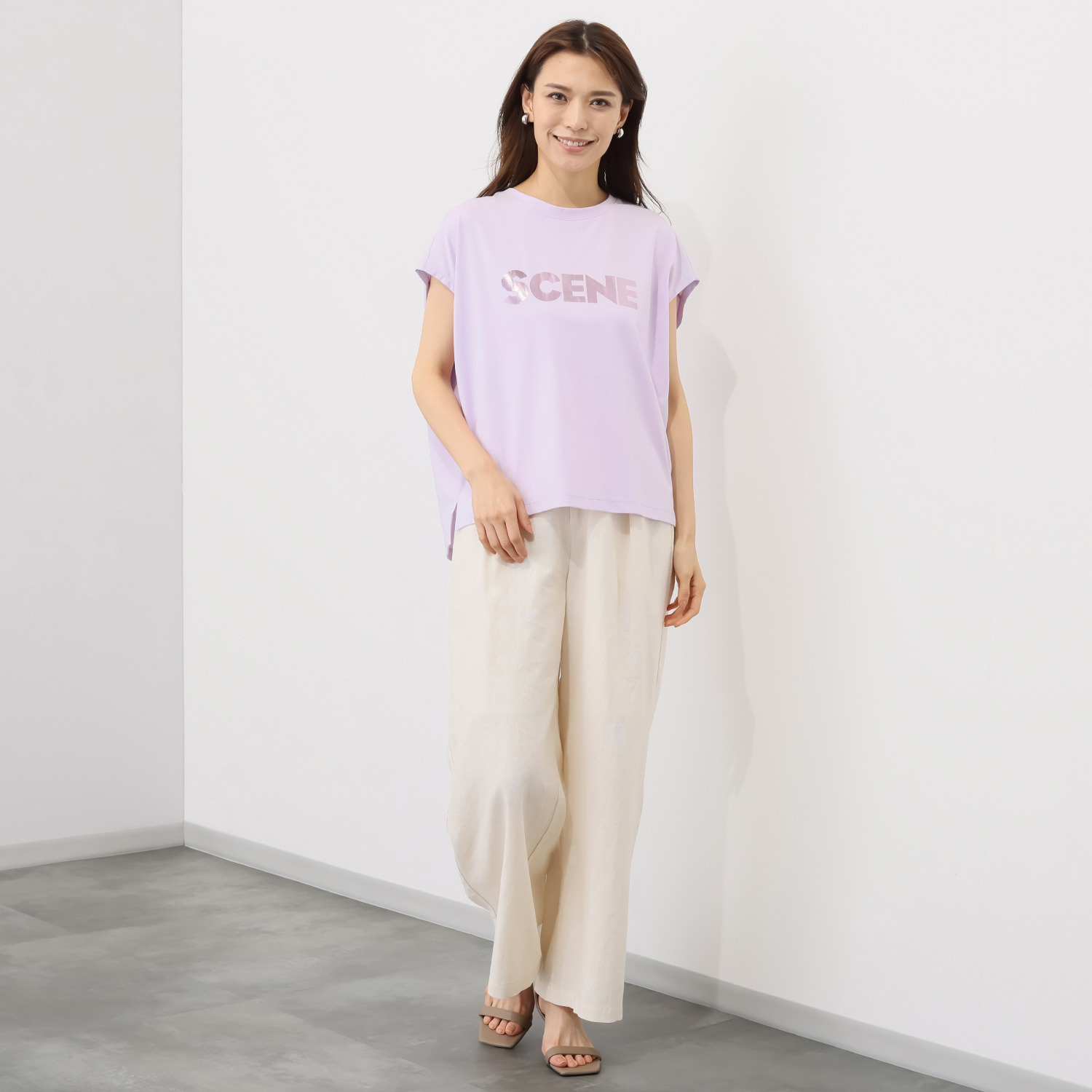 シーン ブランドロゴ入り フレンチスリーブ カットソープルオーバー