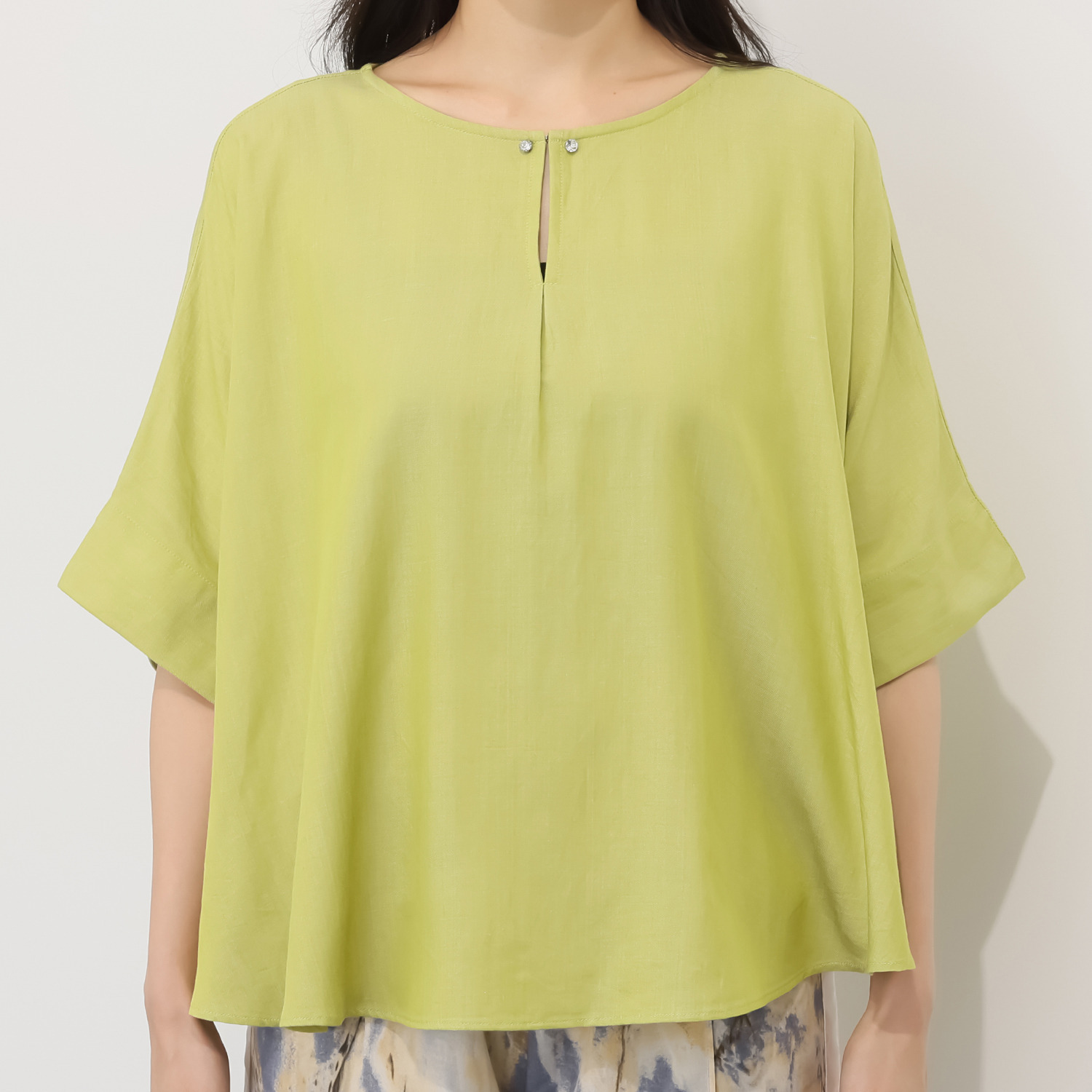 Ｔ．Ｆ．Ｄ．Ｃ 接触冷感・ＵＶカット デニムライク素材 ケープブラウス