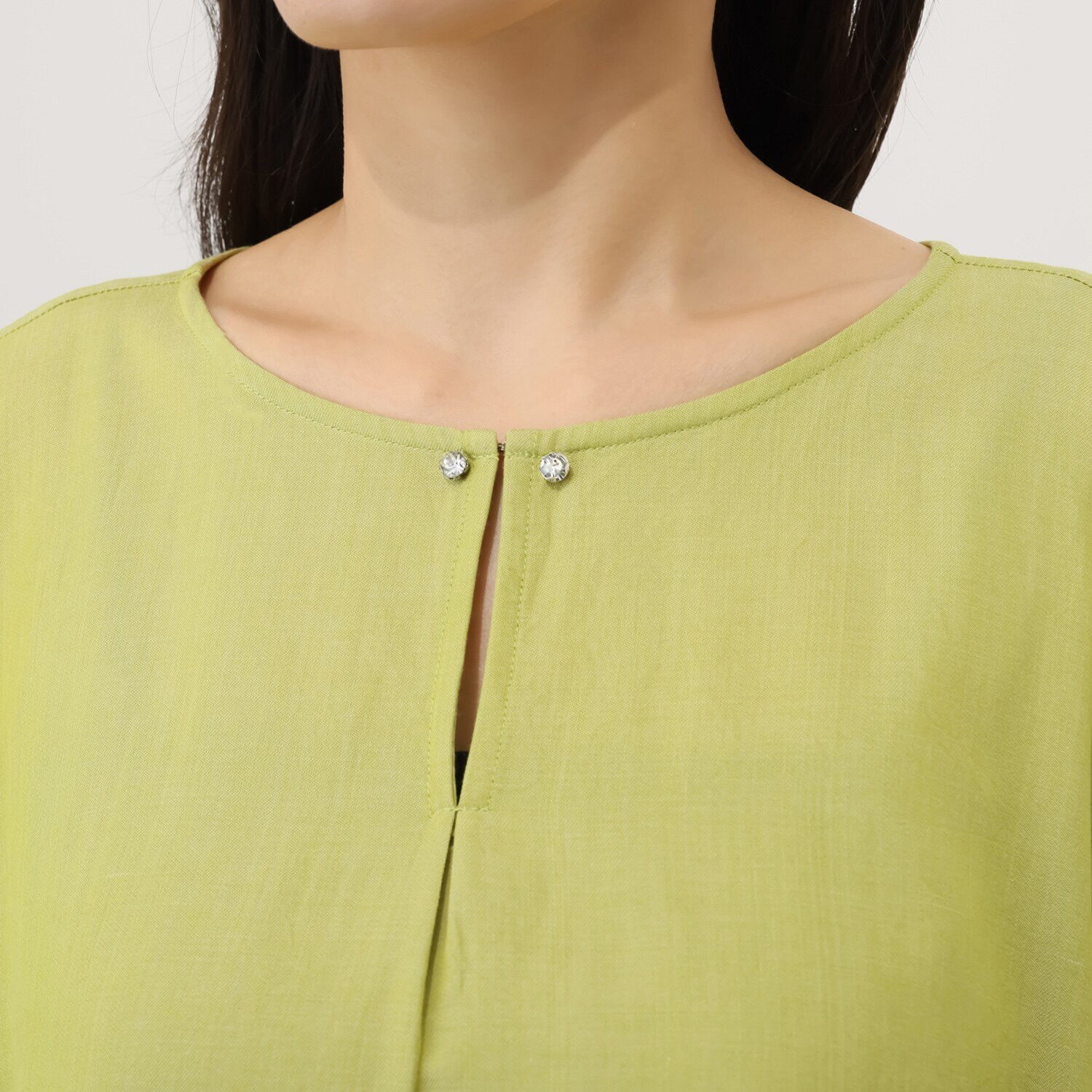 Ｔ．Ｆ．Ｄ．Ｃ 接触冷感・ＵＶカット デニムライク素材 ケープブラウス