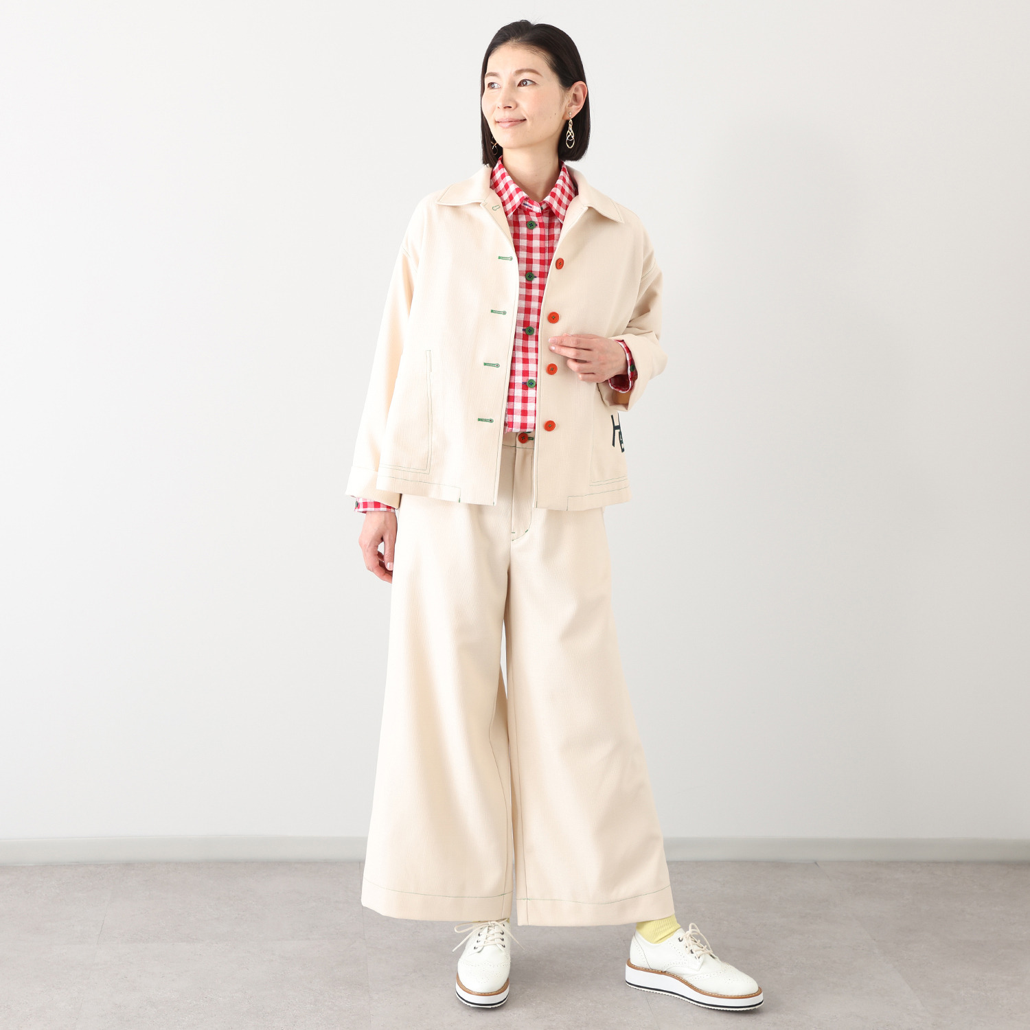 ハヤマ　ブリーズ 刺しゅう入り ジャケット