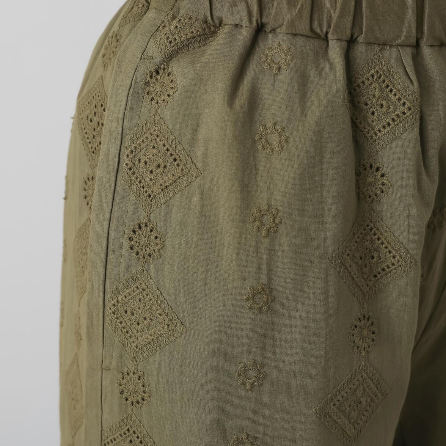 プーカ 綿１００％総レース ワイドパンツ