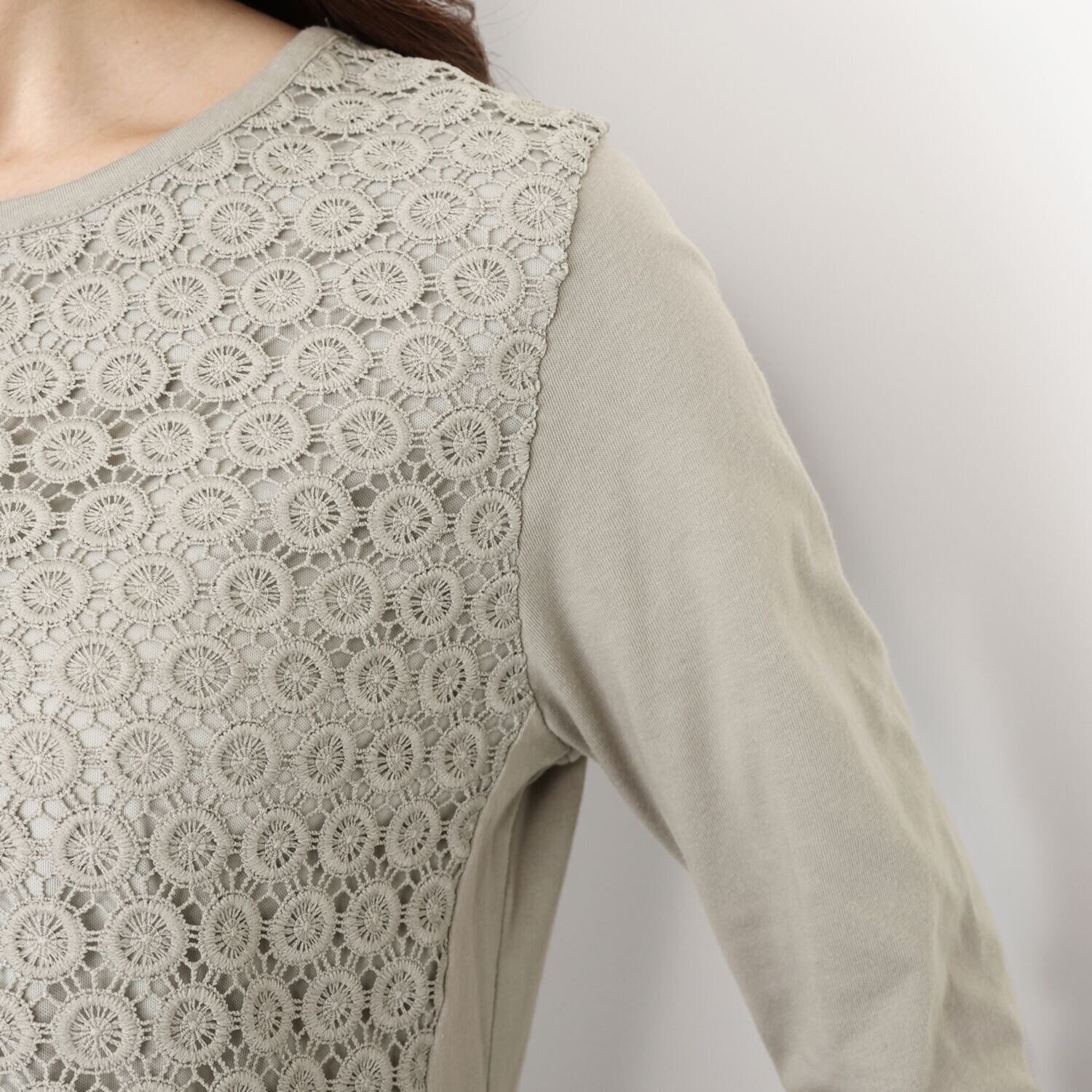 メゾン馬里邑 オーナメント カットワークレース 異素材切替プルオーバー