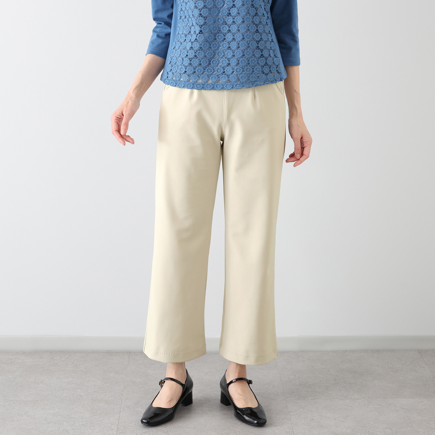 メゾン馬里邑 日本製 ロイカ（Ｒ）使用 ストレッチパンツ