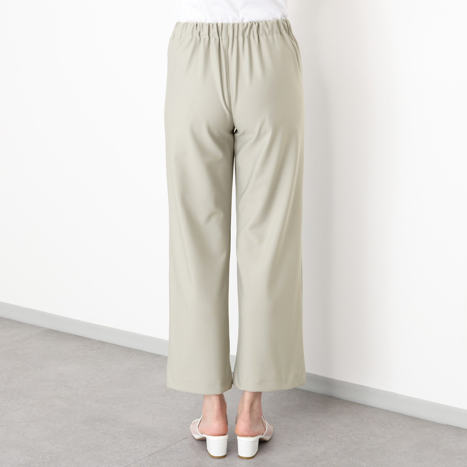 メゾン馬里邑 日本製 ロイカ（Ｒ）使用 ストレッチパンツ