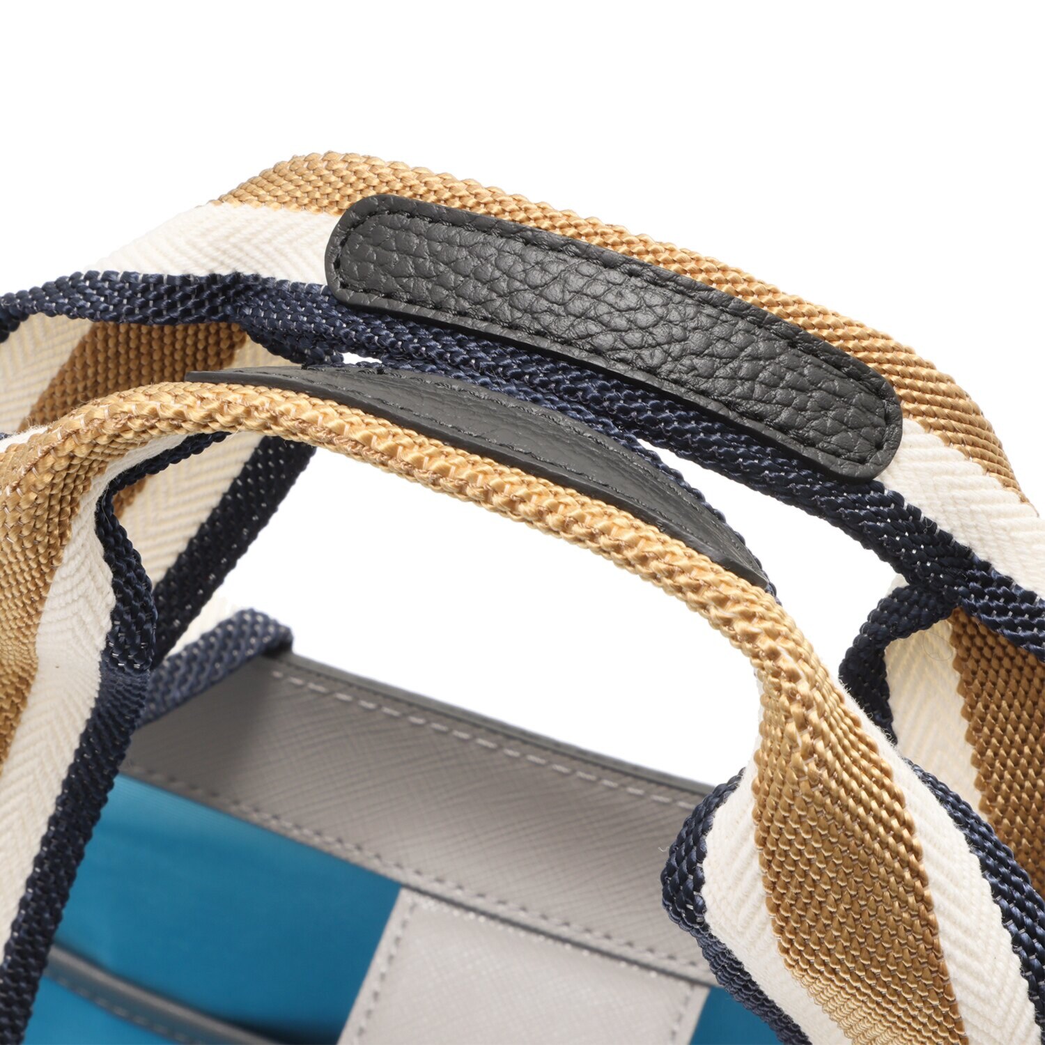 エーディーエムジェイ 牛革 ソフトシュリンク型押し デイリートートバッグ