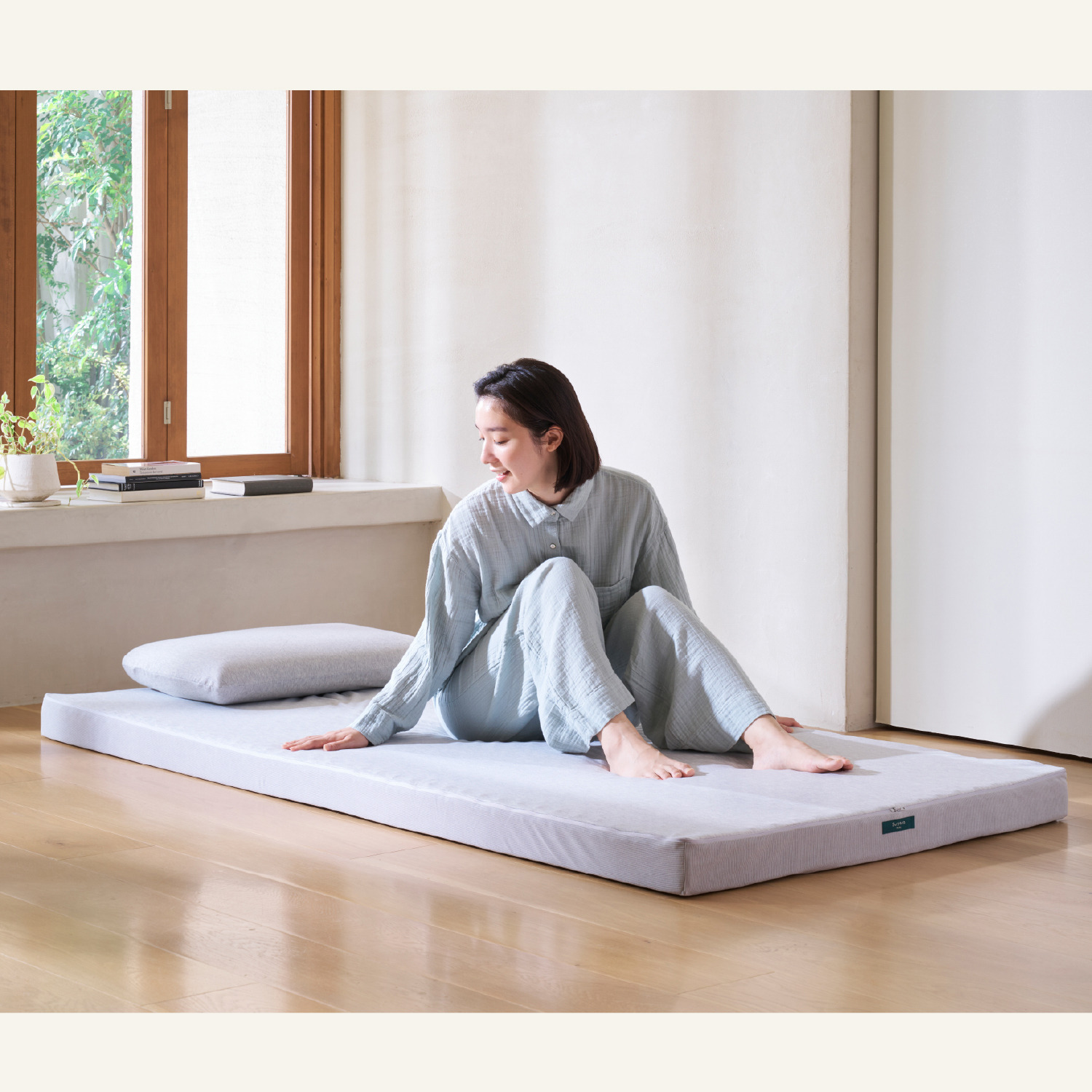 ｎｉｓｈｉｋａｗａ スヤラ　ドッツ マットレス ＜８ｃｍ厚・セミダブル＞