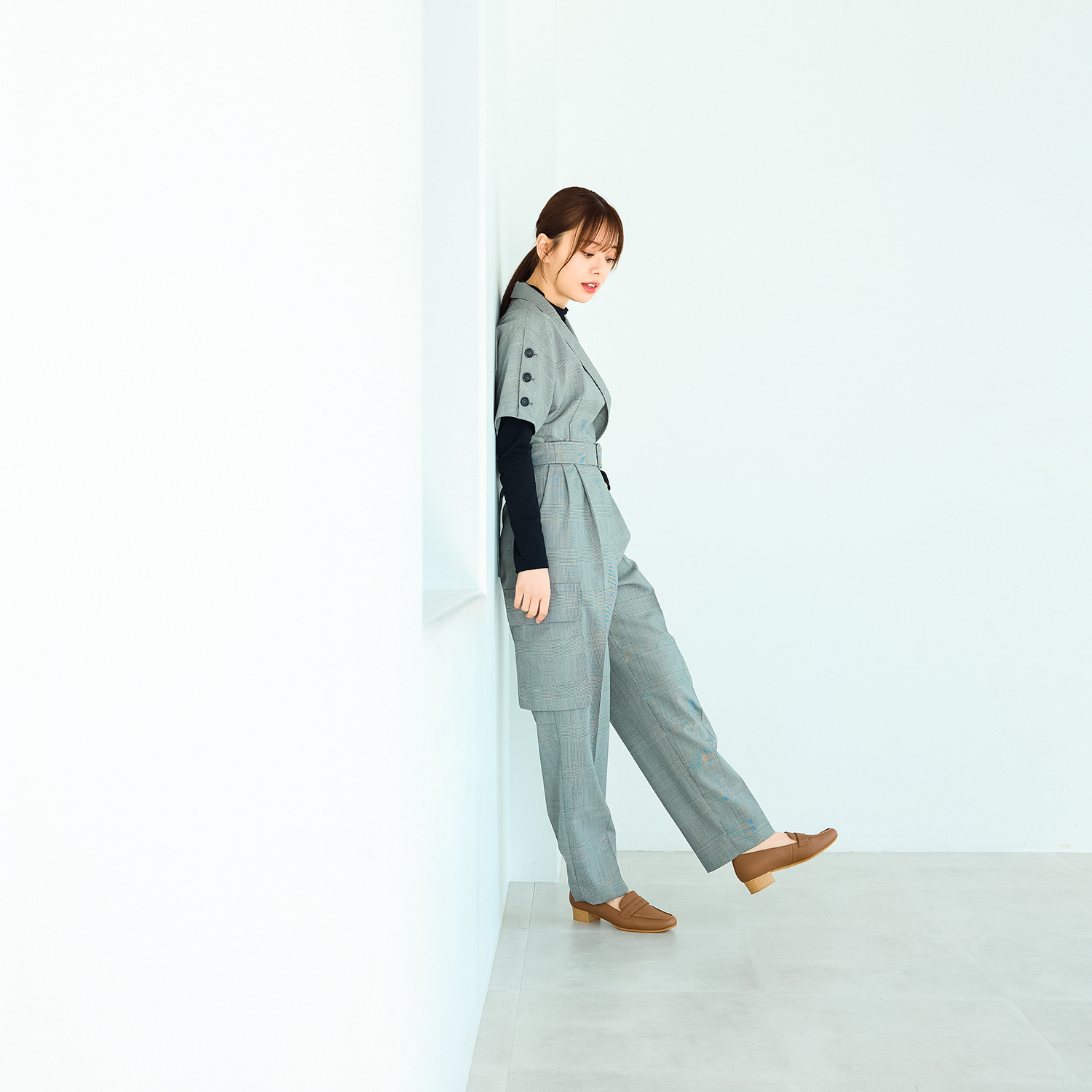 シェルシェエトワール メイドイン東京 はっ水牛革柔らか仕立て あか抜け３ｃｍヒール モカシンシューズ