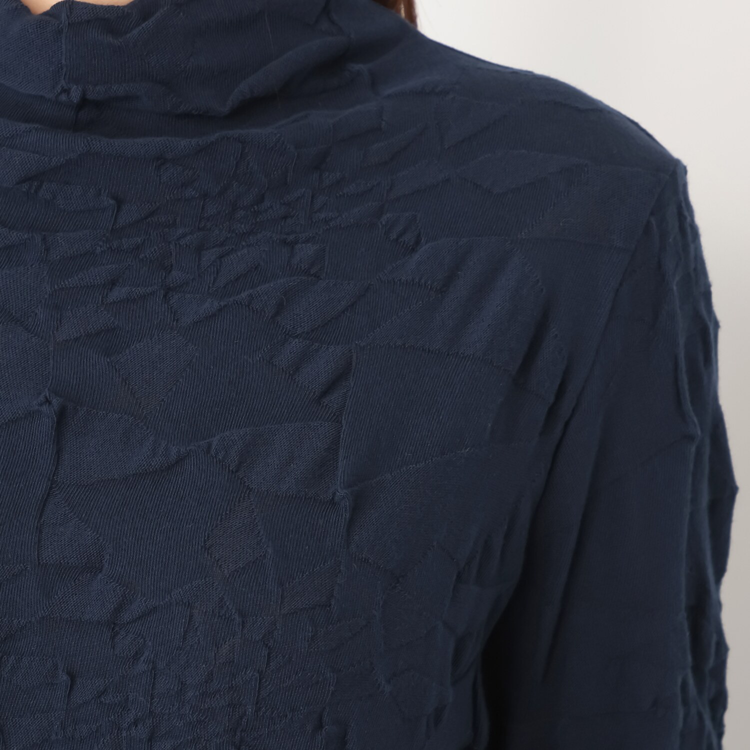 ナインティーン　ブルーム 尾州産ジャガード ボトルネックプルオーバー