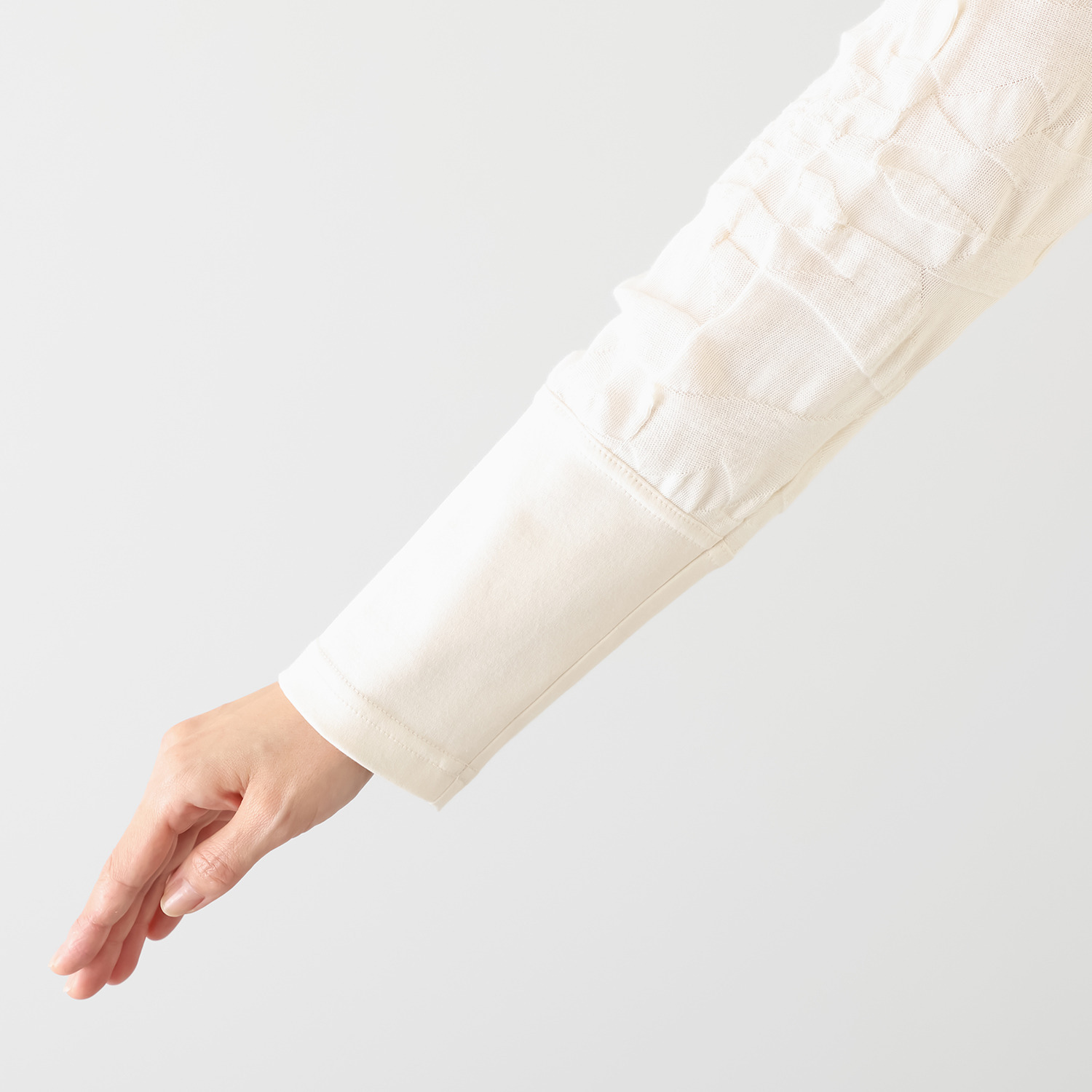 ナインティーン　ブルーム 尾州産ジャガード カーディガン