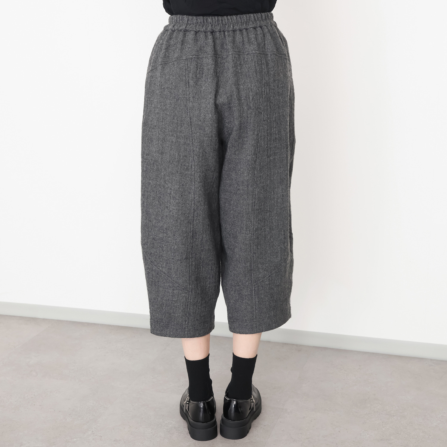 ナインティーン　ブルーム 尾州産ウールガーゼ 切替パンツ