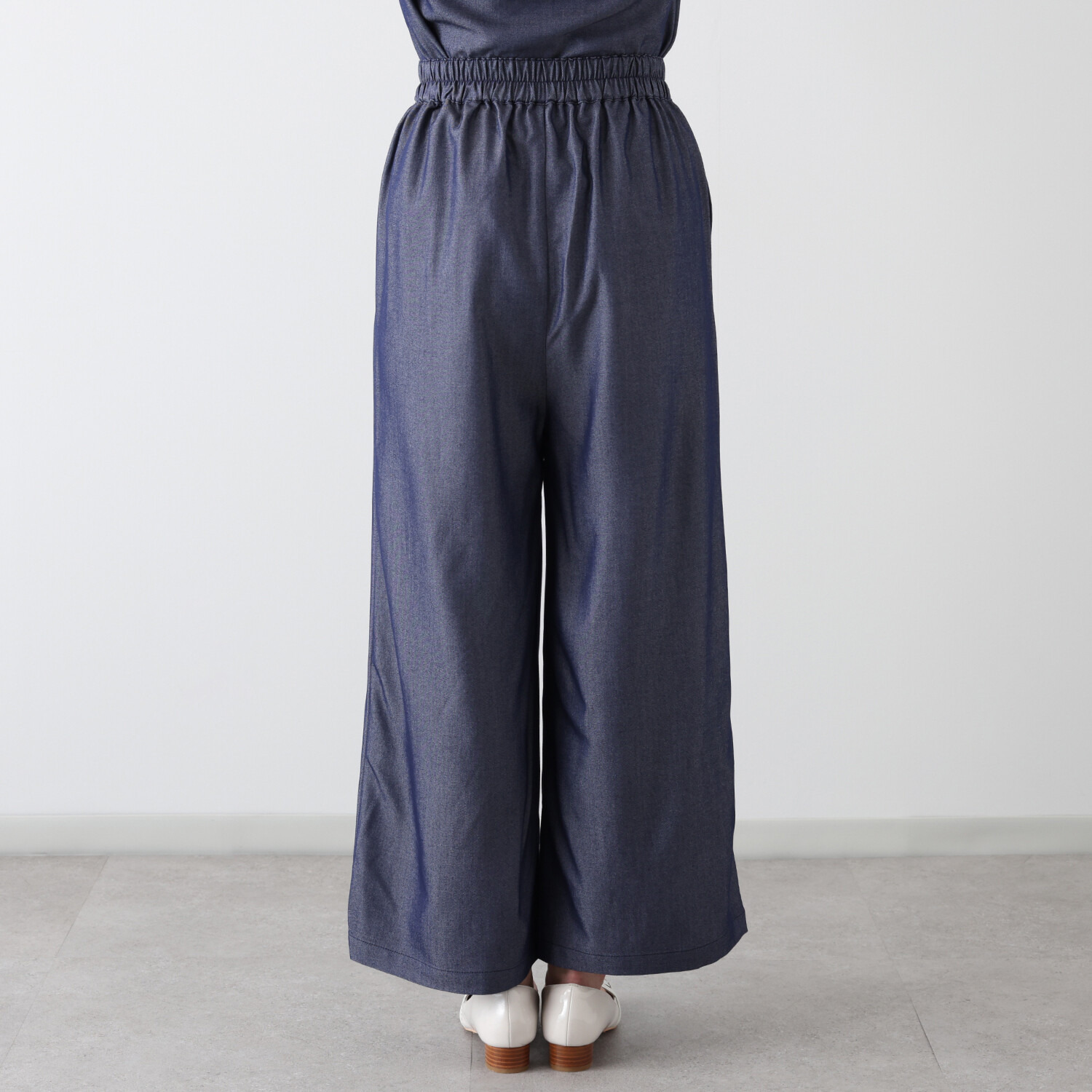 Ｔ．Ｆ．Ｄ．Ｃ． 機能満載！ デニムライク素材 ストレッチ ワイドパンツ