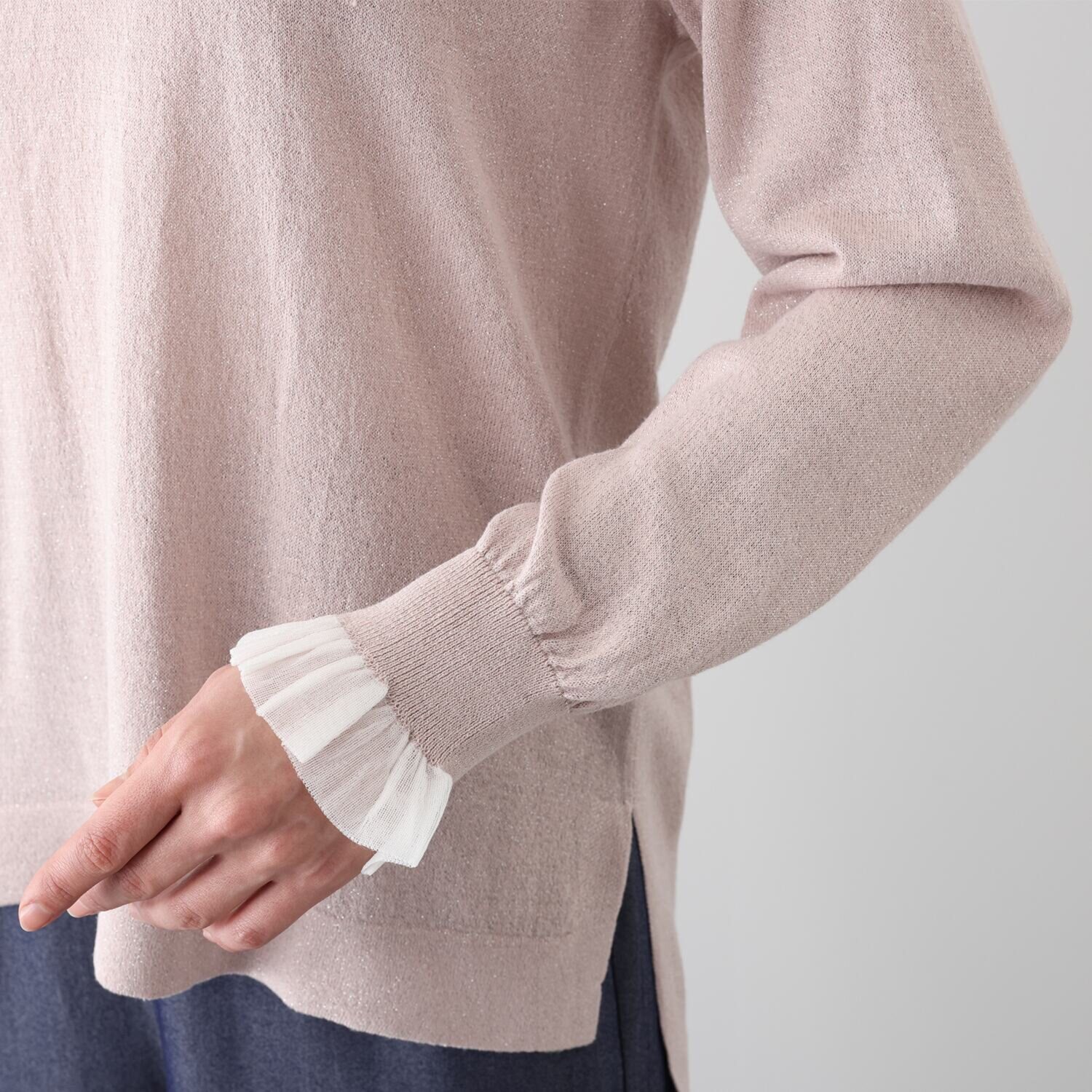 Ｔ．Ｆ．Ｄ．Ｃ． ブリランテラメ オーガンジーフリル 配色ニットプルオーバー