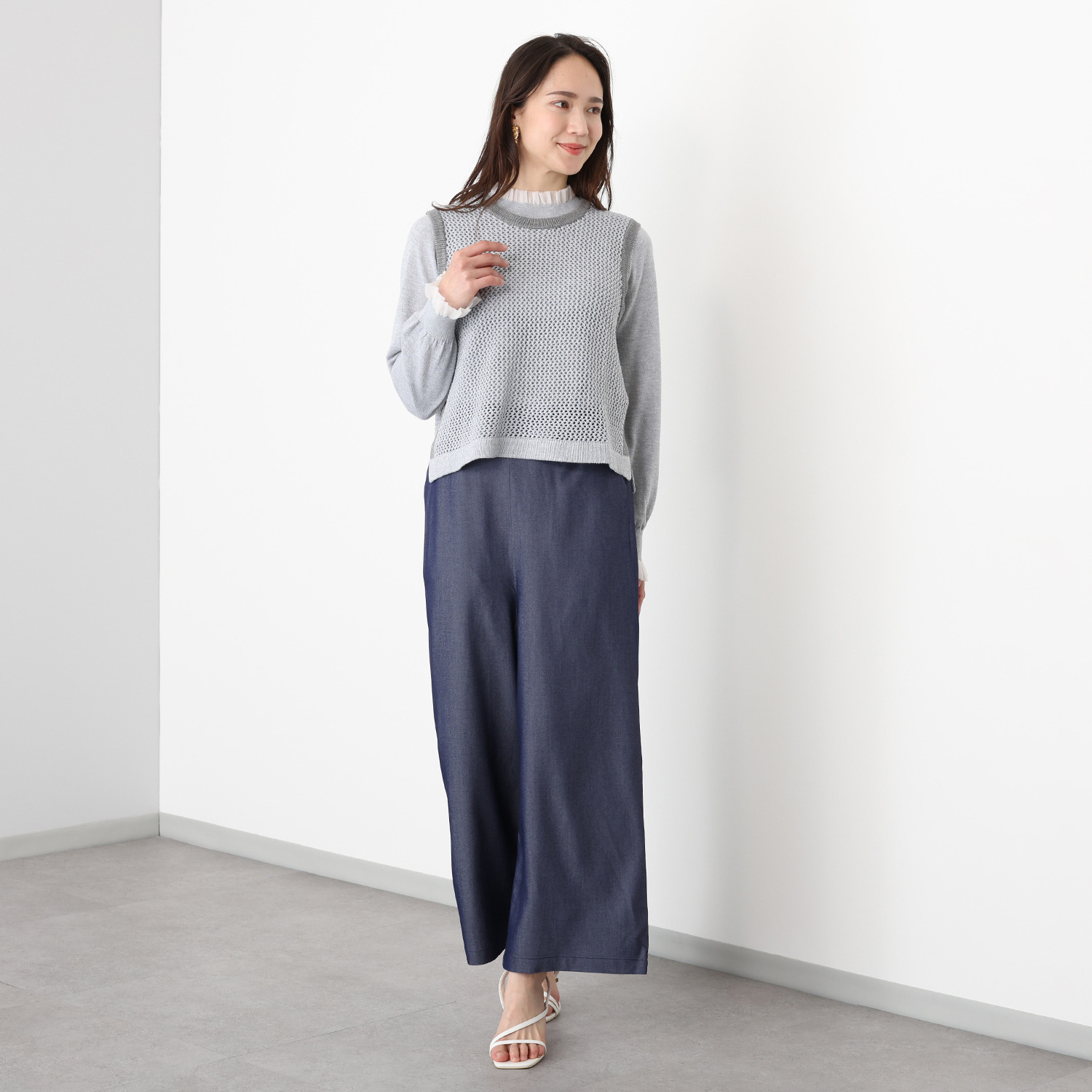 Ｔ．Ｆ．Ｄ．Ｃ． ブリランテラメ ざっくりメッシュ 配色アクセント クルーネックジレ