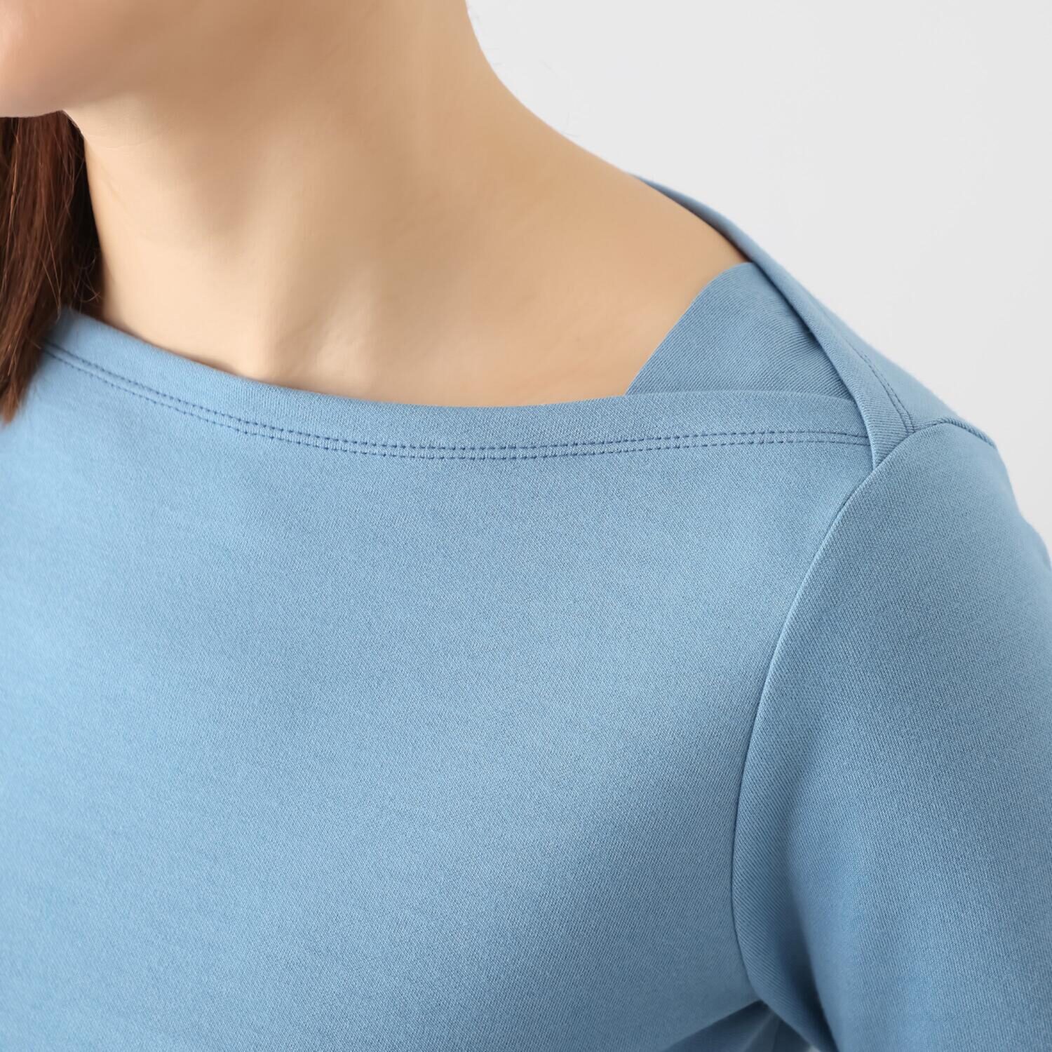 ココンライフ　ドゥ 綿・キュプラ混 “ペアクール”スムース ボートネックプルオーバー