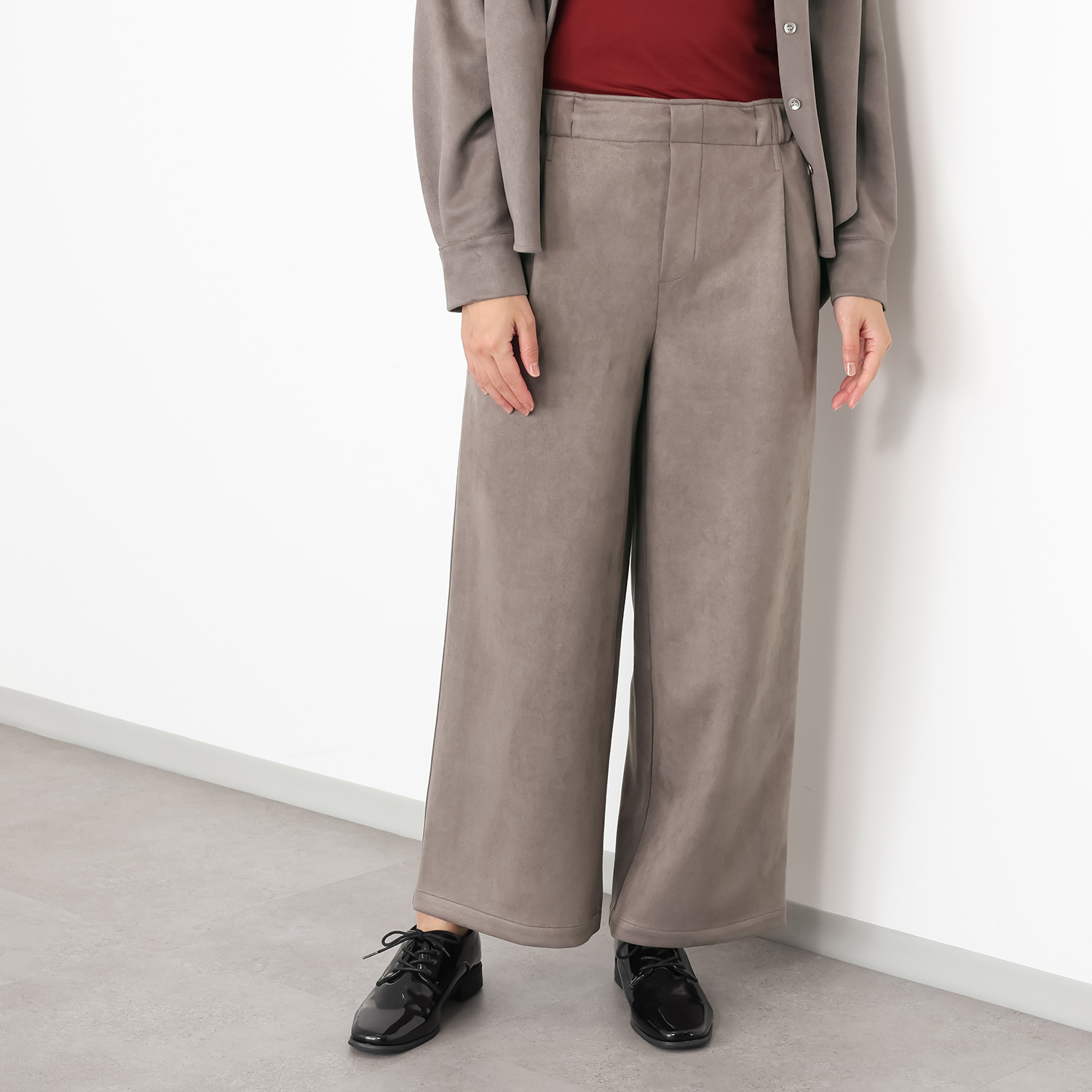 チーロ スエードタッチ タックワイドパンツ