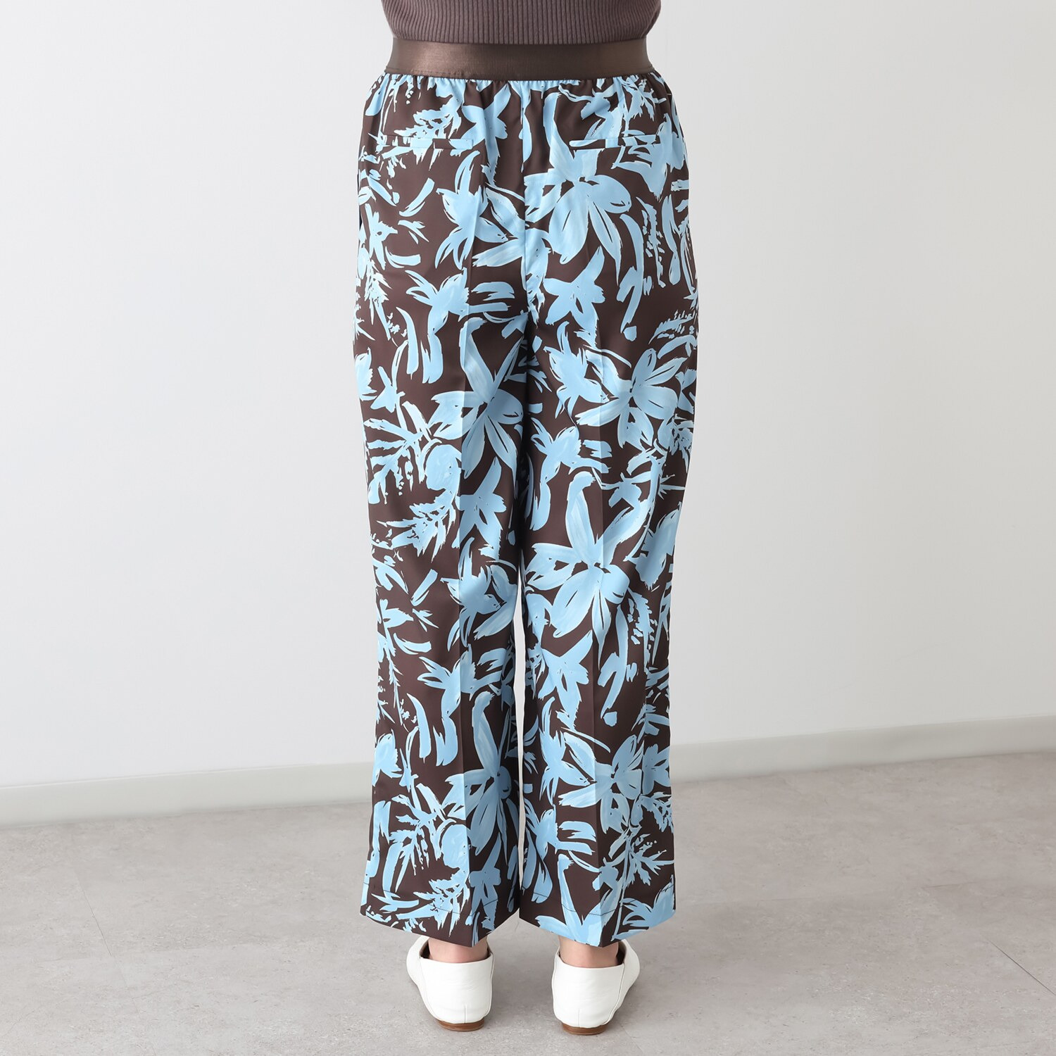 チーロ ボタニカルフラワー イージーワイドパンツ