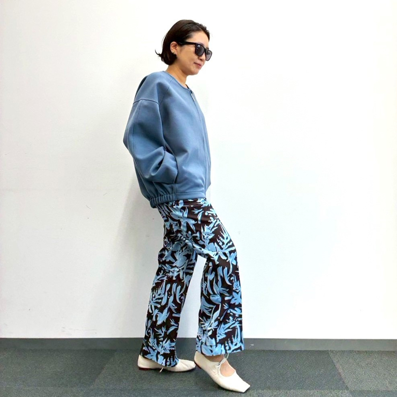 チーロ ボタニカルフラワー イージーワイドパンツ