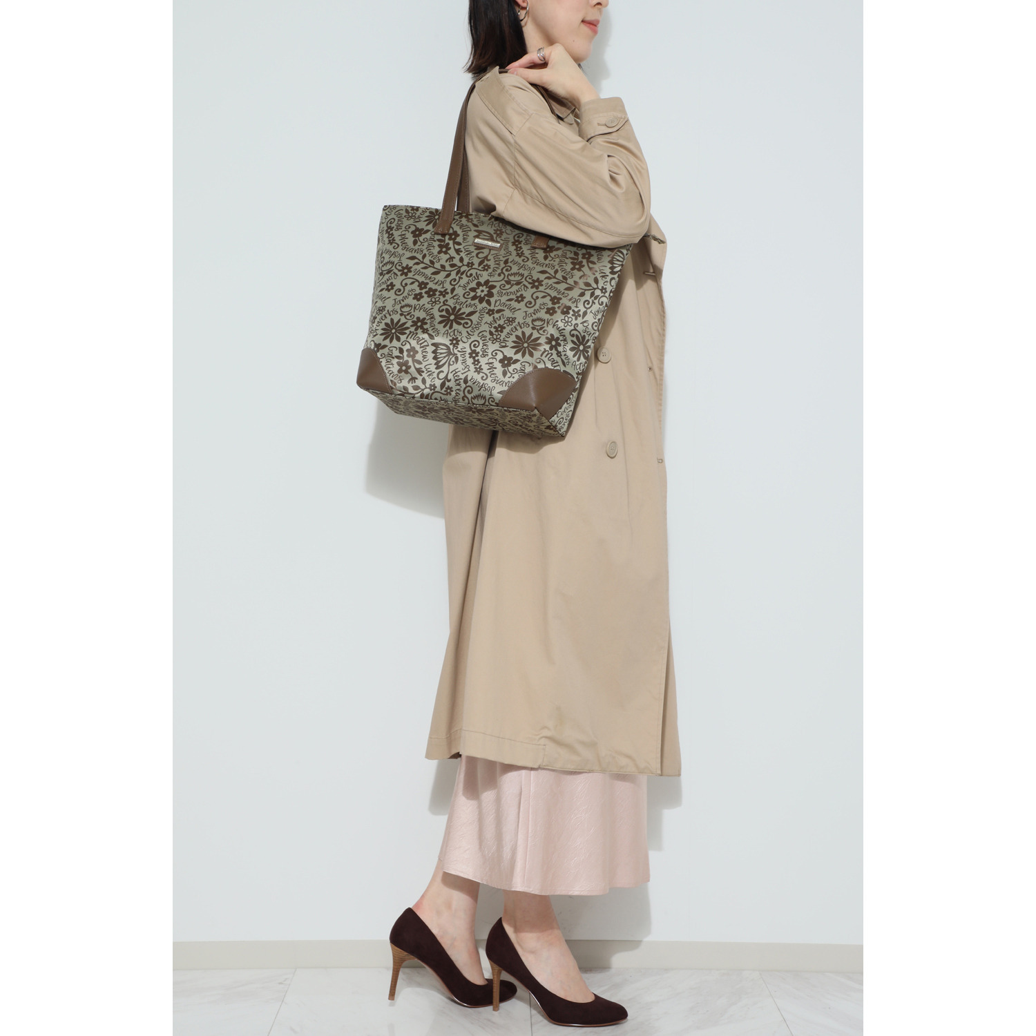 ラルジュ フラワーサインジャガード トートバッグ