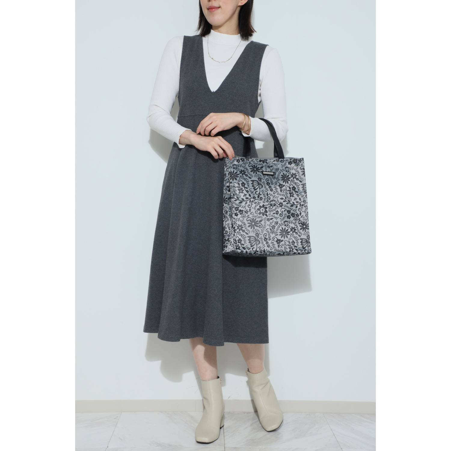 ラルジュ フラワーサインジャガード Ａ４縦トートバッグ