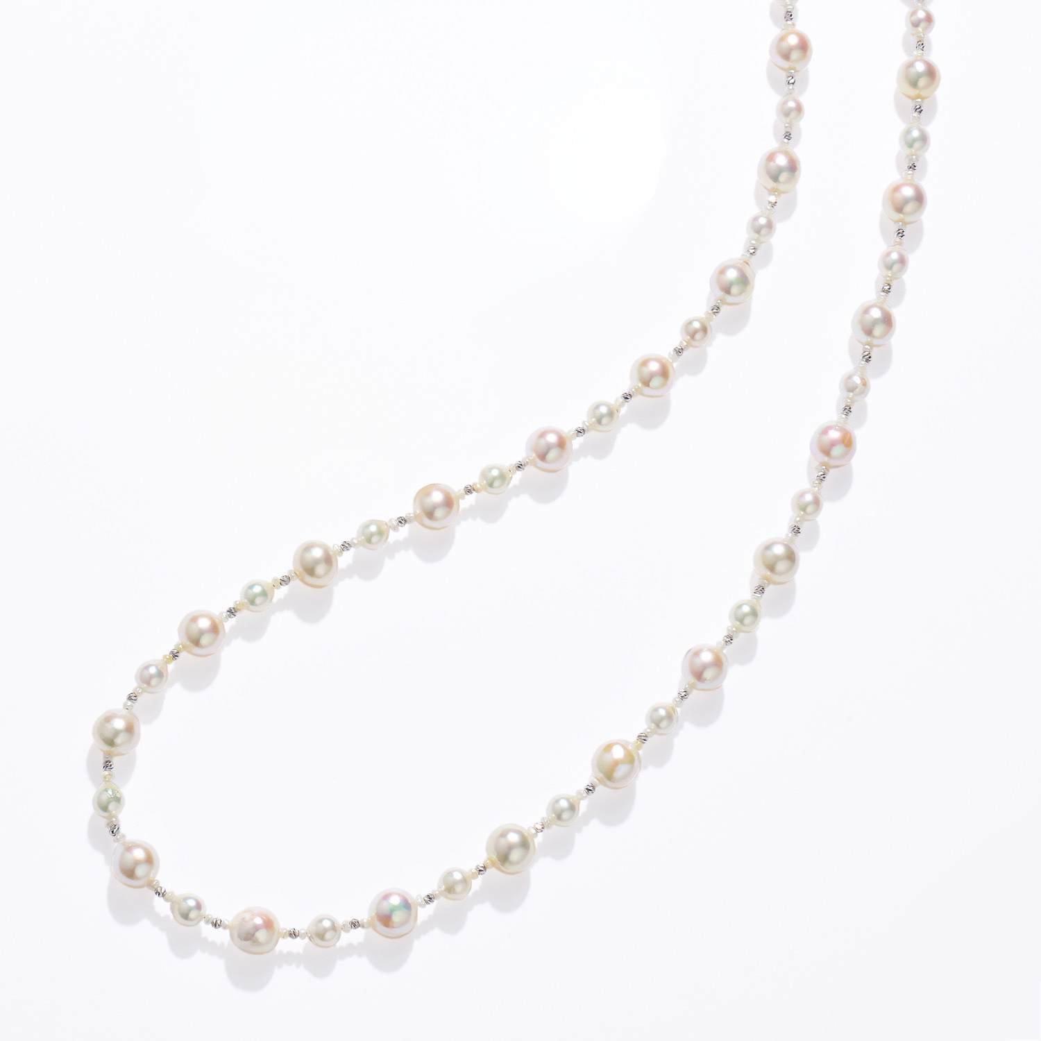 ゆきほたる １８Ｋホワイトゴールド＆ シルバー 長崎県対馬産 無調色越物アコヤパール ロングネックレス