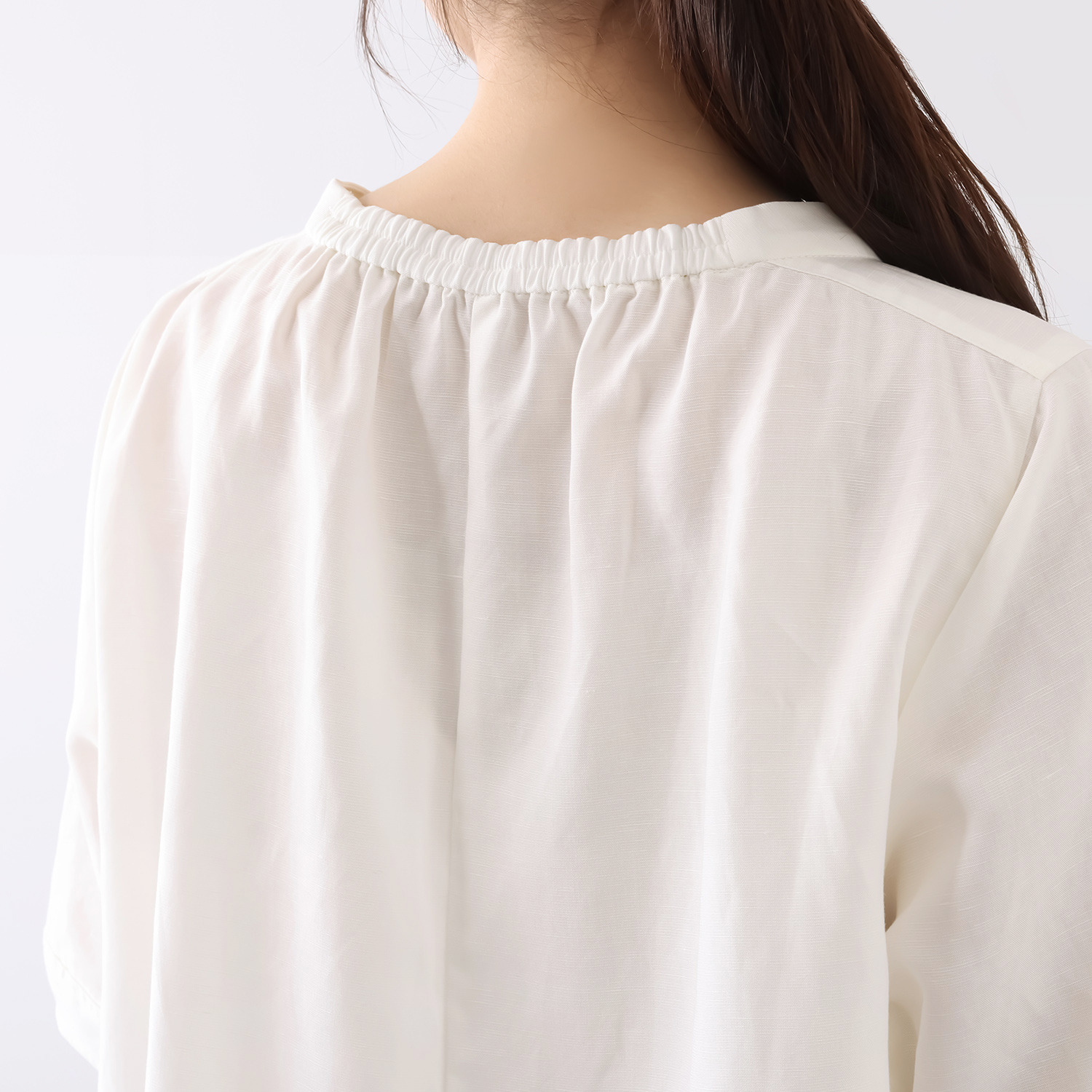 オルテンジア Ｔシャツ感覚で着るだけ！ カジュアルを上質に導く 大人の洗練ブラウス