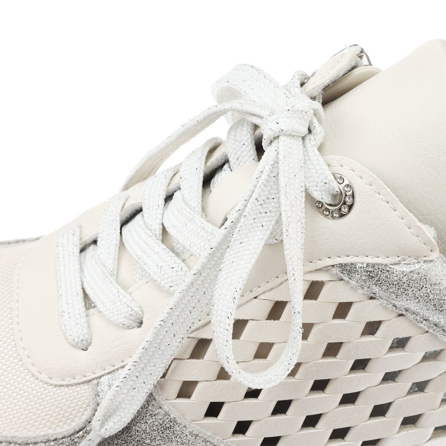 ヌーベルヴォーグ リュクスライン ブランド誕生１５周年！ 魅せるヒールコンシャス 楽してキレイを手に入れる 軽量厚底スニーカー