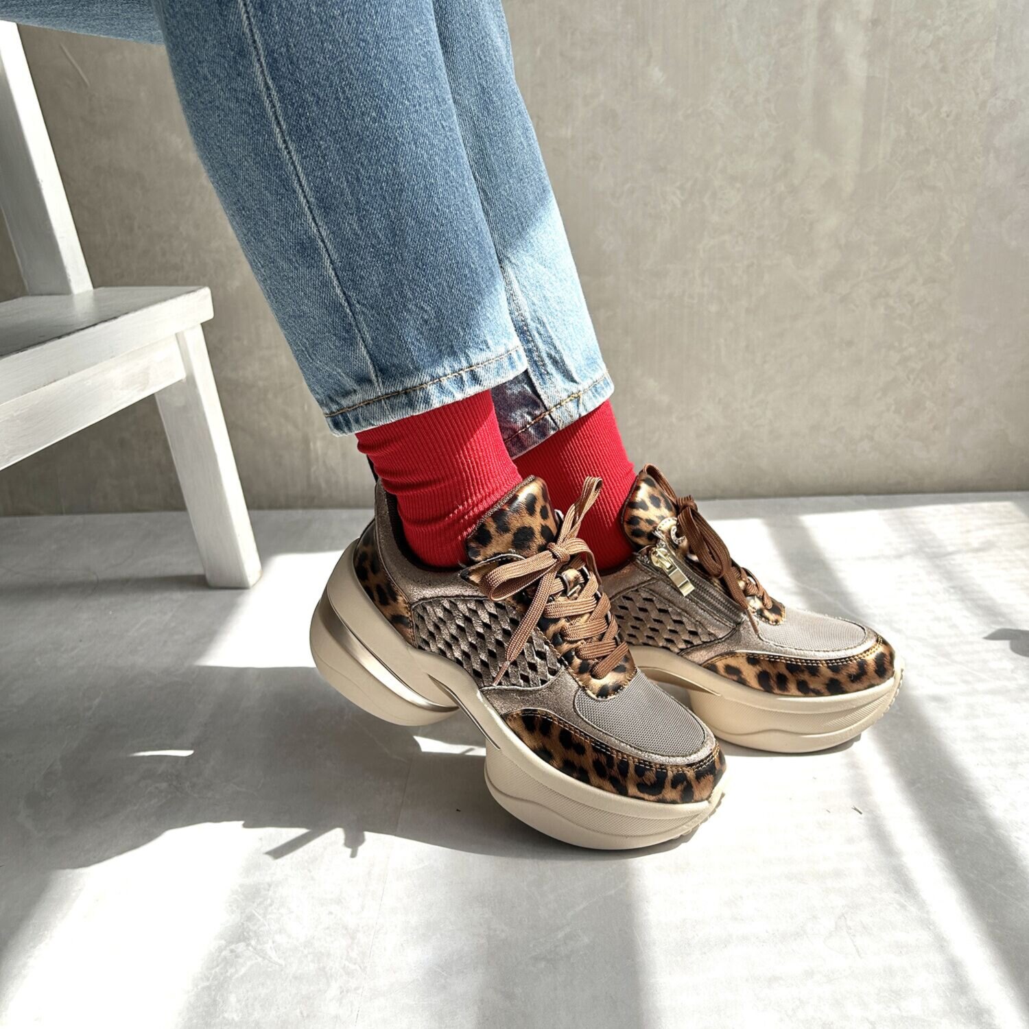 ヌーベルヴォーグ リュクスライン ブランド誕生１５周年！ 魅せるヒールコンシャス 楽してキレイを手に入れる 軽量厚底スニーカー