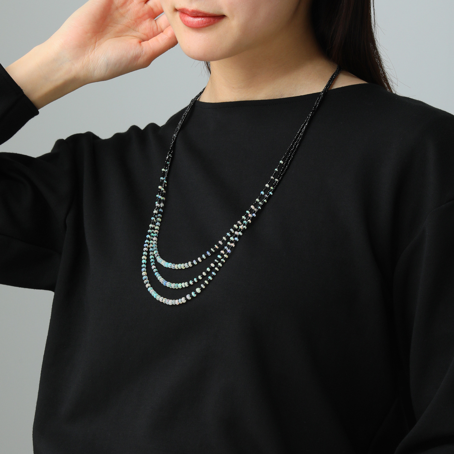 ブレーズ シルバー オパール＆ ブラックスピネル ３連ロングネックレス