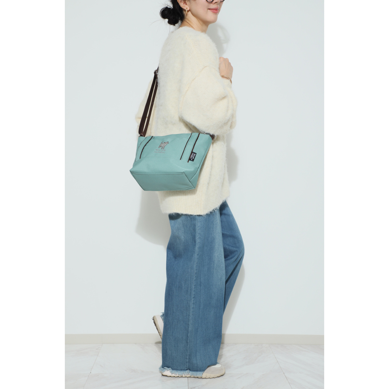 ダジュール ねこちゃん刺しゅう ショルダーバッグ