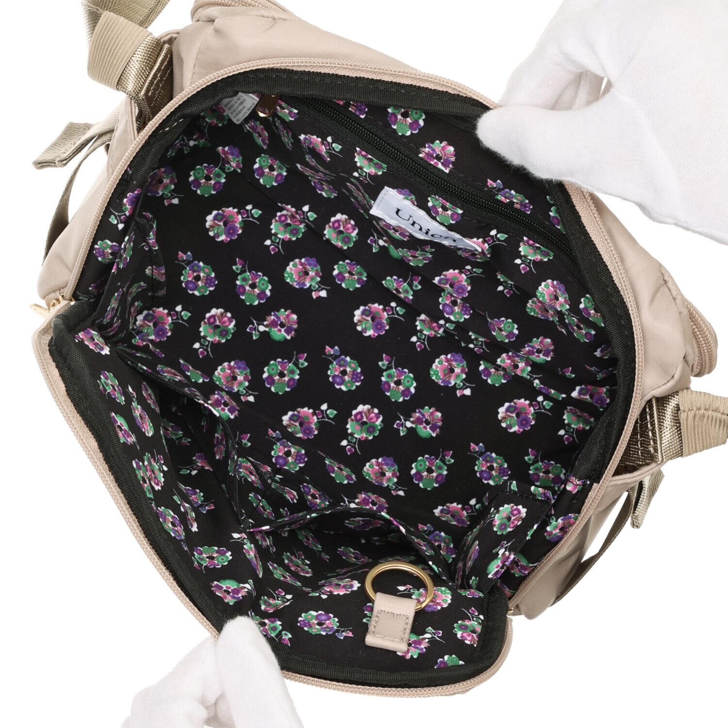 ウニカ 人間工学に基づいた ふんわりキルトポケット ショルダーバッグ