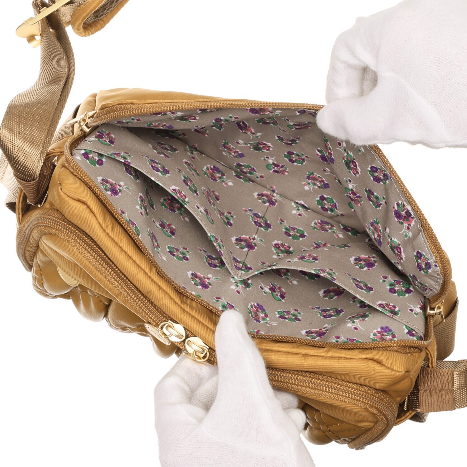 ウニカ 人間工学に基づいた ふんわりキルトポケット ショルダーバッグ