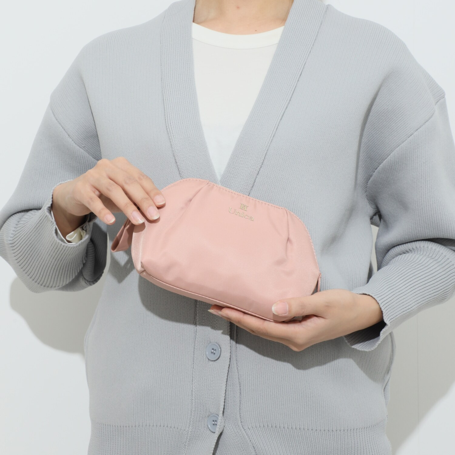 ウニカ 大きく開閉 ふんわりギャザーポーチ