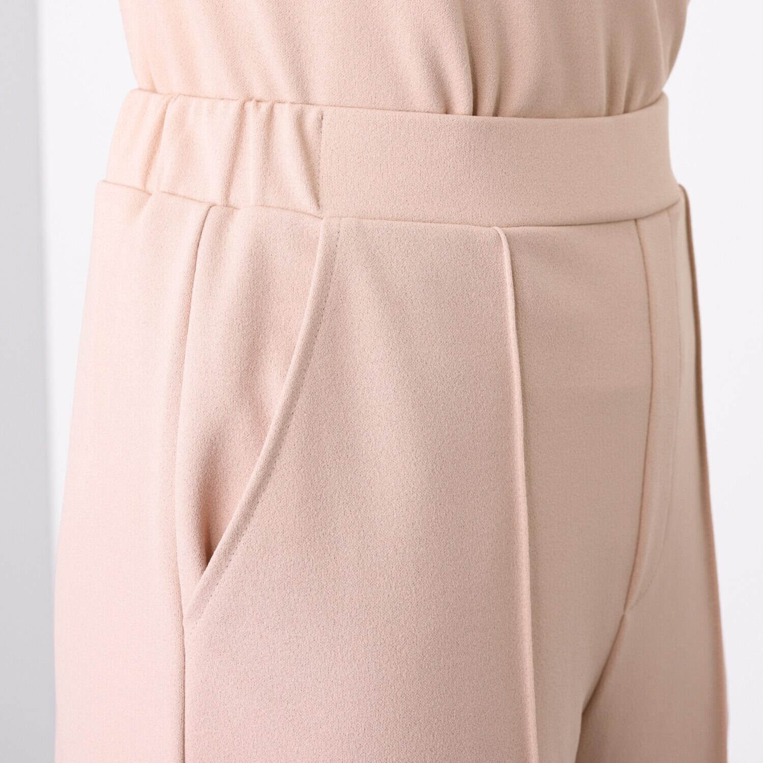 ＴＡＫＵＭＩＢＡ 洗えてシワになりにくい！ ストレッチジョーゼット 日本製イージースラックス ワイド　股下６５ｃｍ