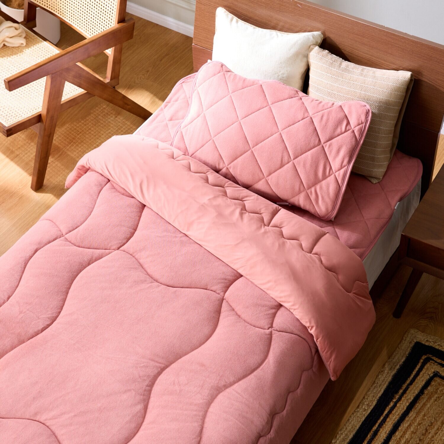 モリリン 優れた温度調整力＆ とろとろの掛け心地！ サーモアジャストＩＩ 肌掛けふとん ＜ダブル＞