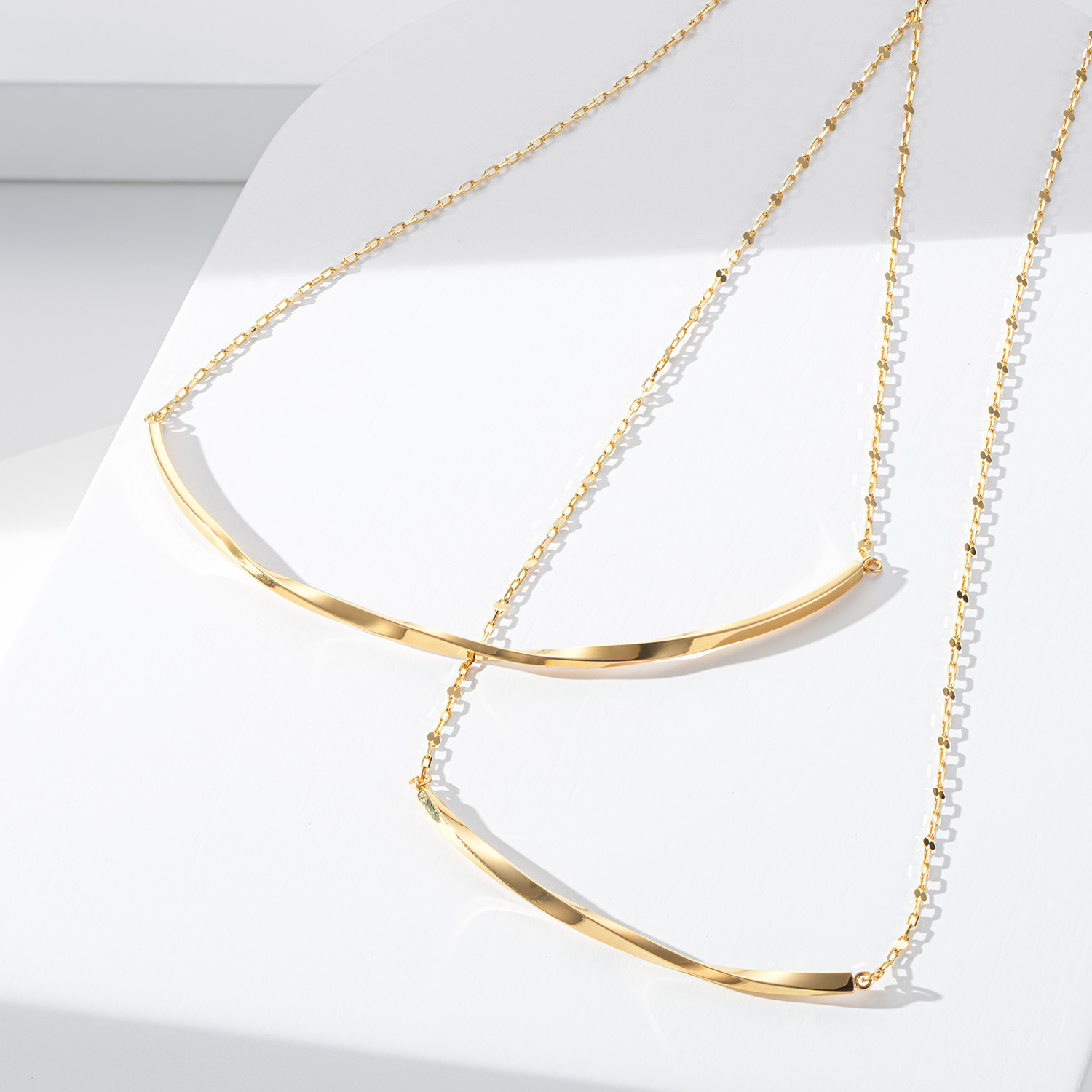 オーサムジュエリー １８Ｋ フローラルチェーン トゥインクルネックレス ＜ベーシックサイズ＞