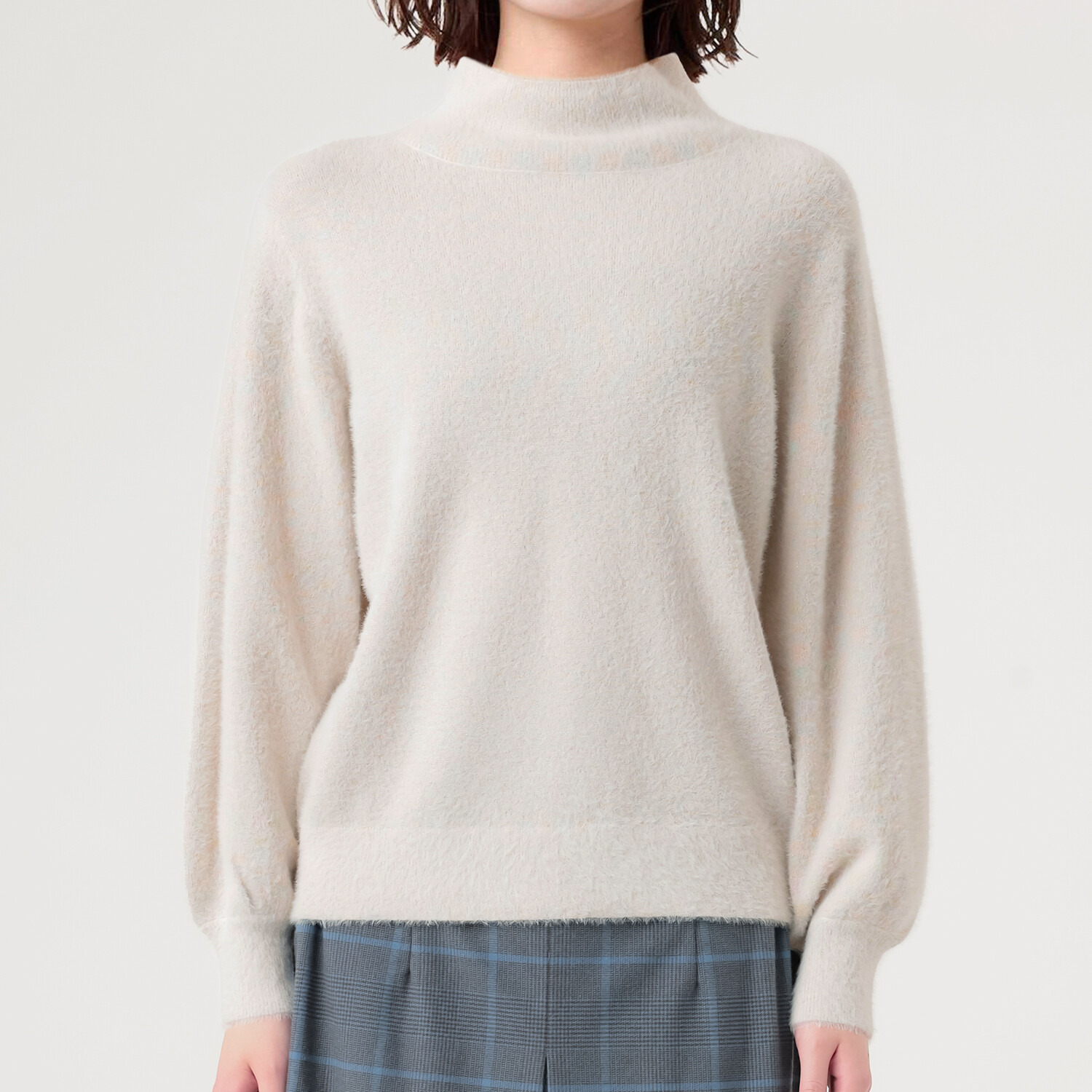 ダジュール ふんわりシャギー ニットプルオーバー