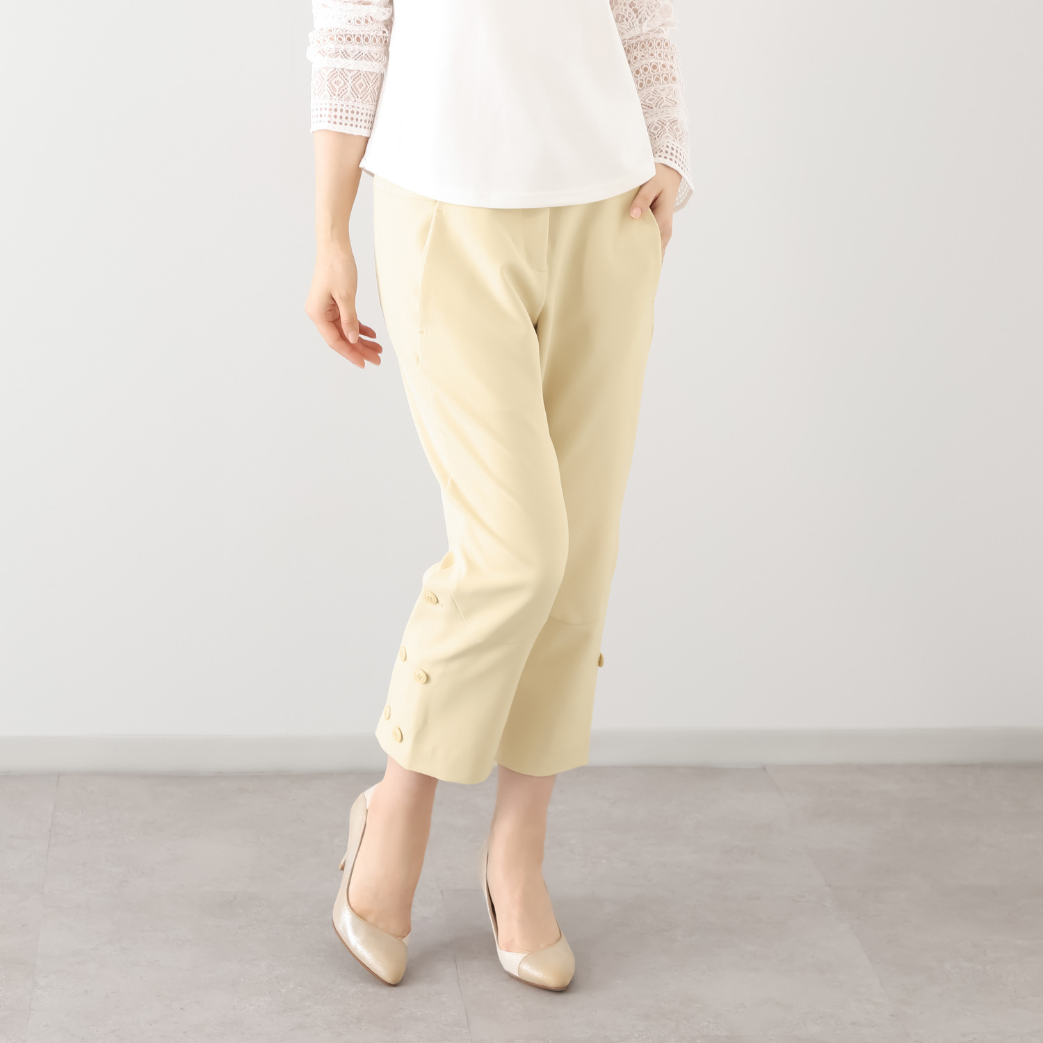 ボンボン・エ・ショコラ 立体シルエット クロップトパンツ