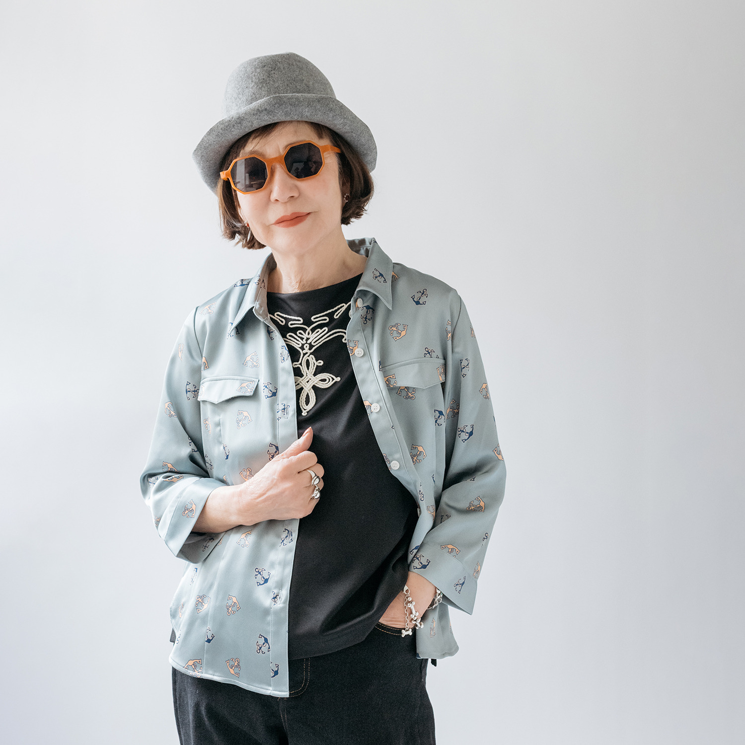 エムジェイアール　バイ マチコ　ジント　ロンドン コード刺しゅう ボトルネック プルオーバー