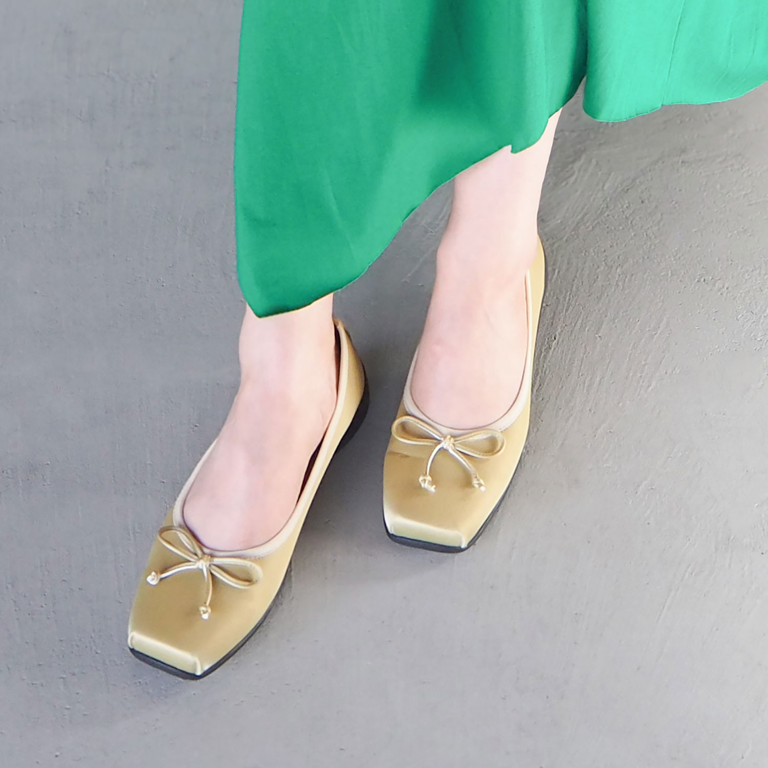 エンチャンテッド 防水　晴雨兼用！ サテン調合成皮革 バレエシューズ