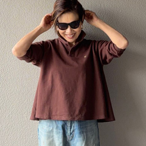 ラソエヌサーティスリー ディグリーズ 鹿の子 イニシャル刺しゅう フレアーシルエット ポロシャツ