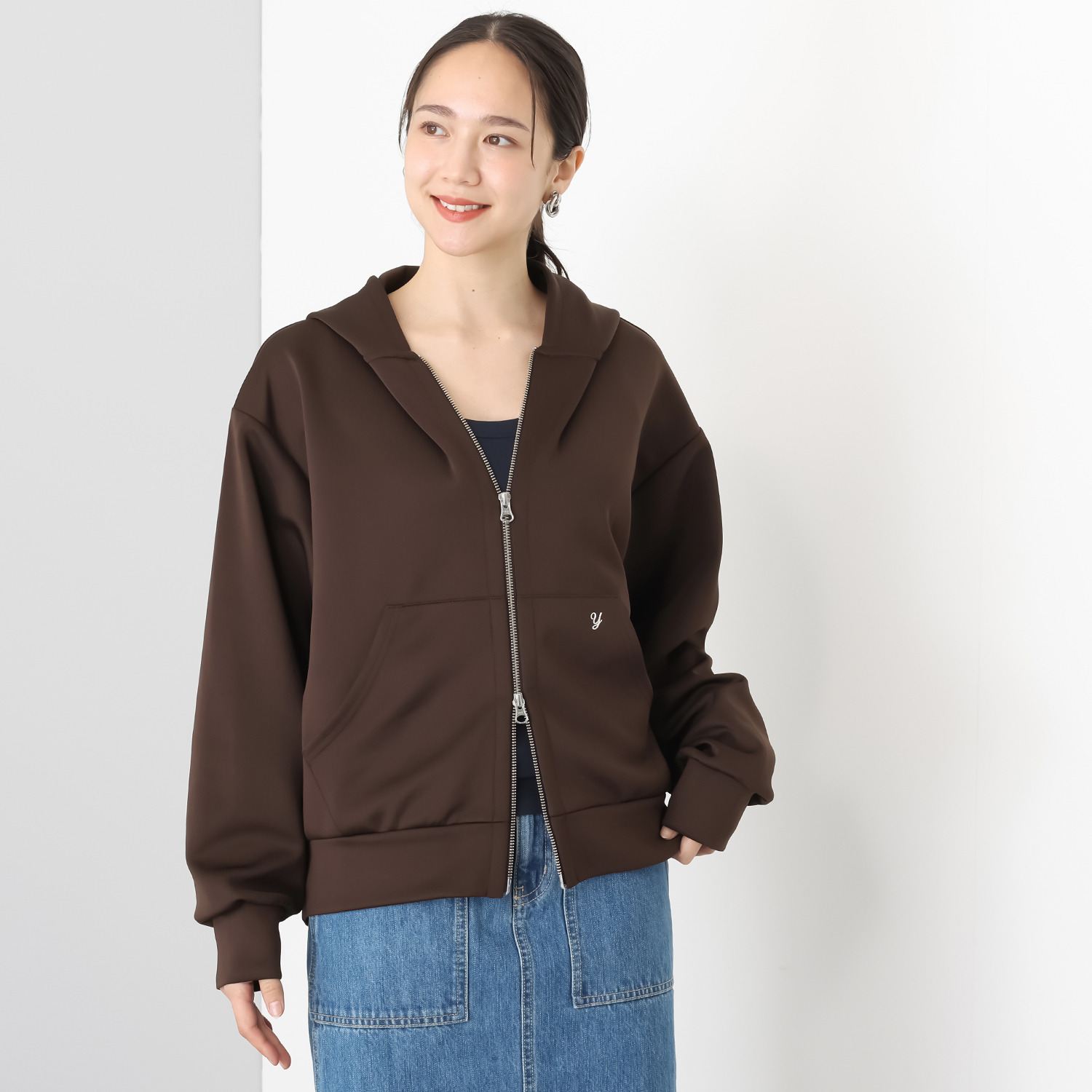 ラソエヌサーティスリー ディグリーズ ポンチ ゆったりシルエット イニシャル刺しゅう ダブルジップパーカー