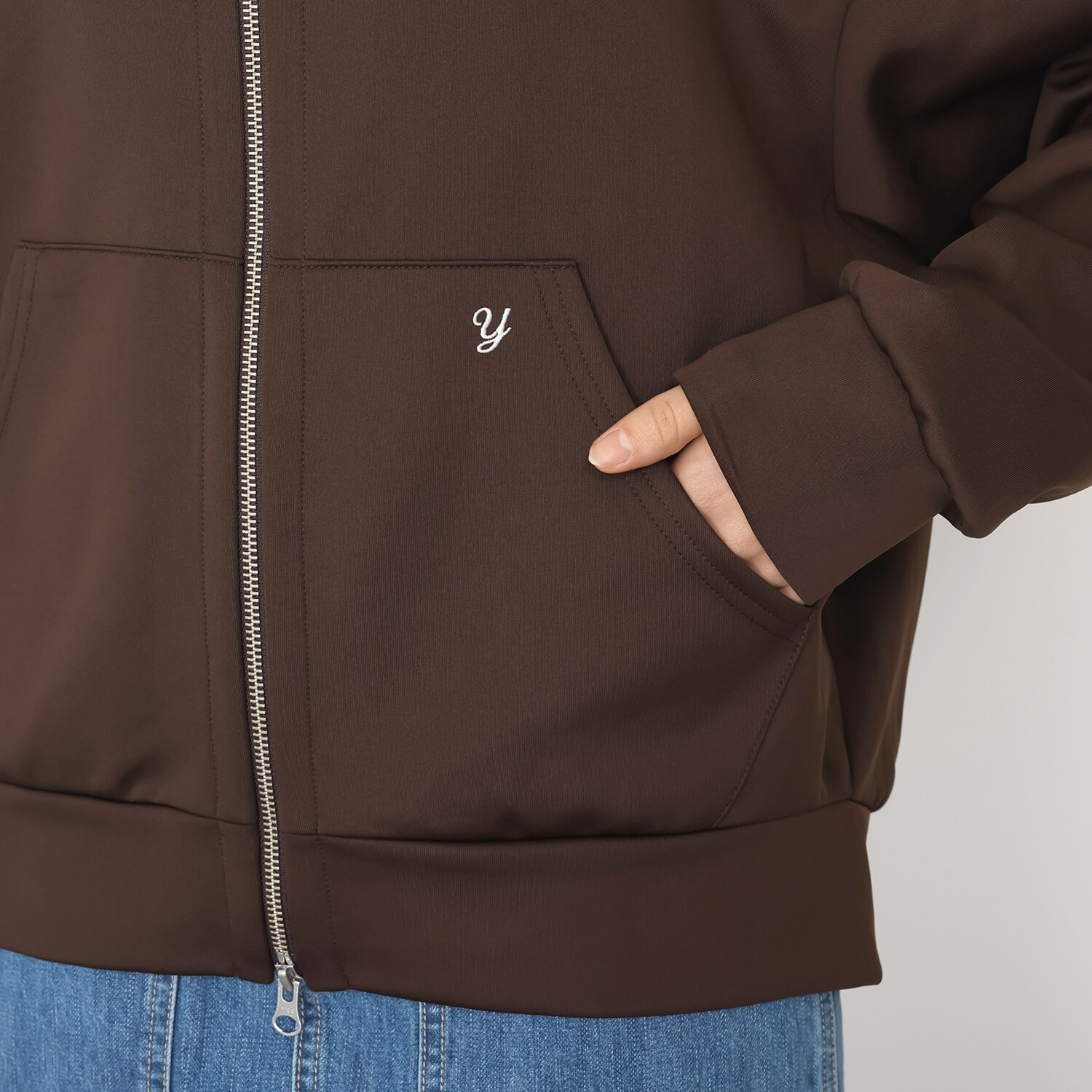 ラソエヌサーティスリー ディグリーズ ポンチ ゆったりシルエット イニシャル刺しゅう ダブルジップパーカー